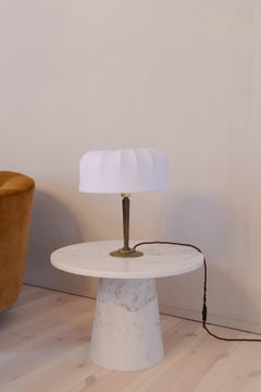 Lampe de table Art déco en bronze sculptural fabriquée en Suède, années 1930