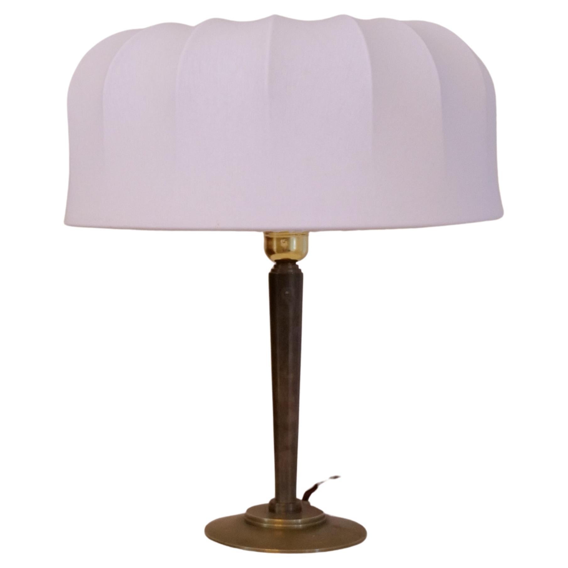 Art Deco Sculpture Bronze Table Lamp made in Sweden, 1930s