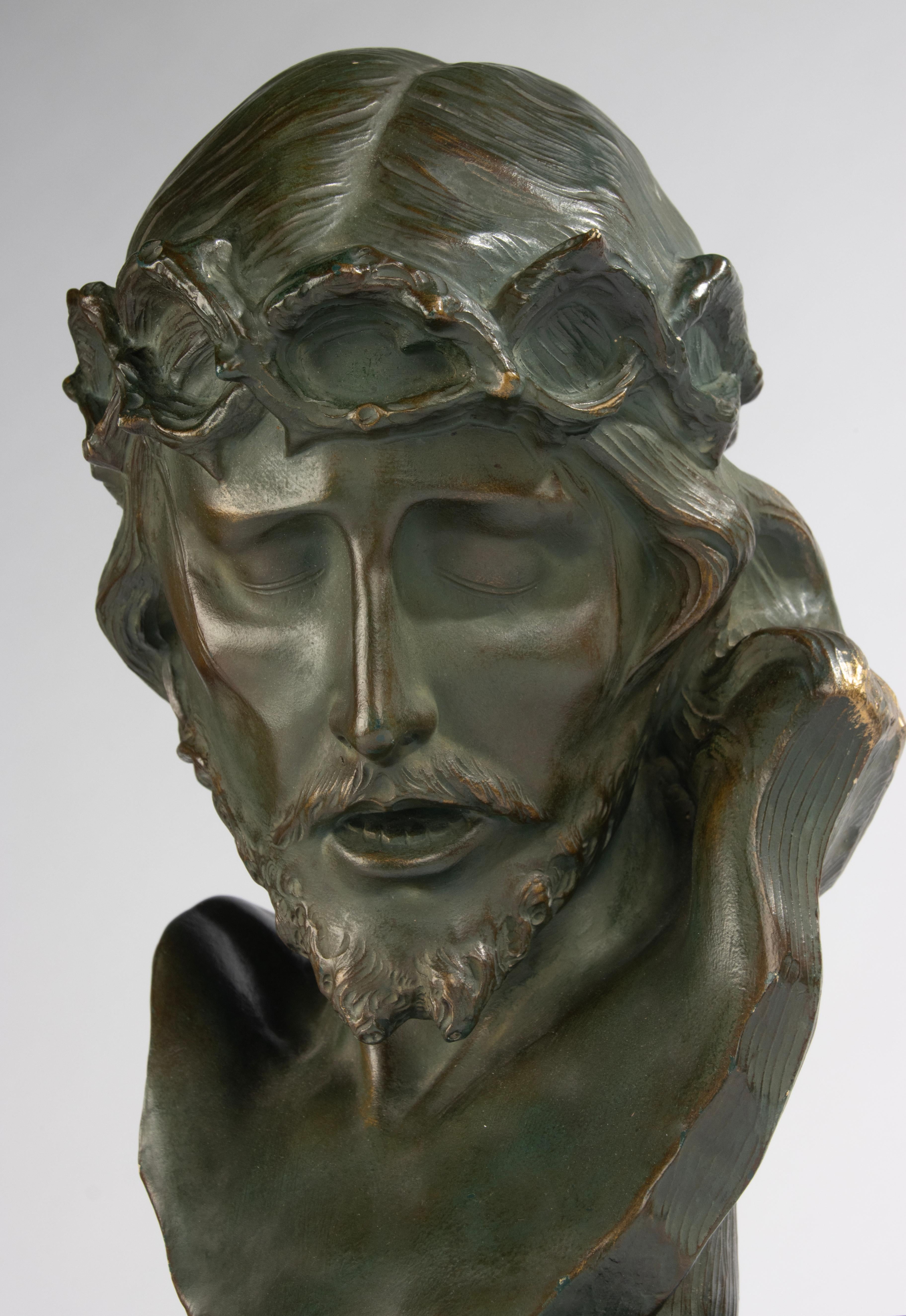 Sculpture Art déco - Buste de Jésus-Christ - Johannes Dommisse - Terracotta en vente 1