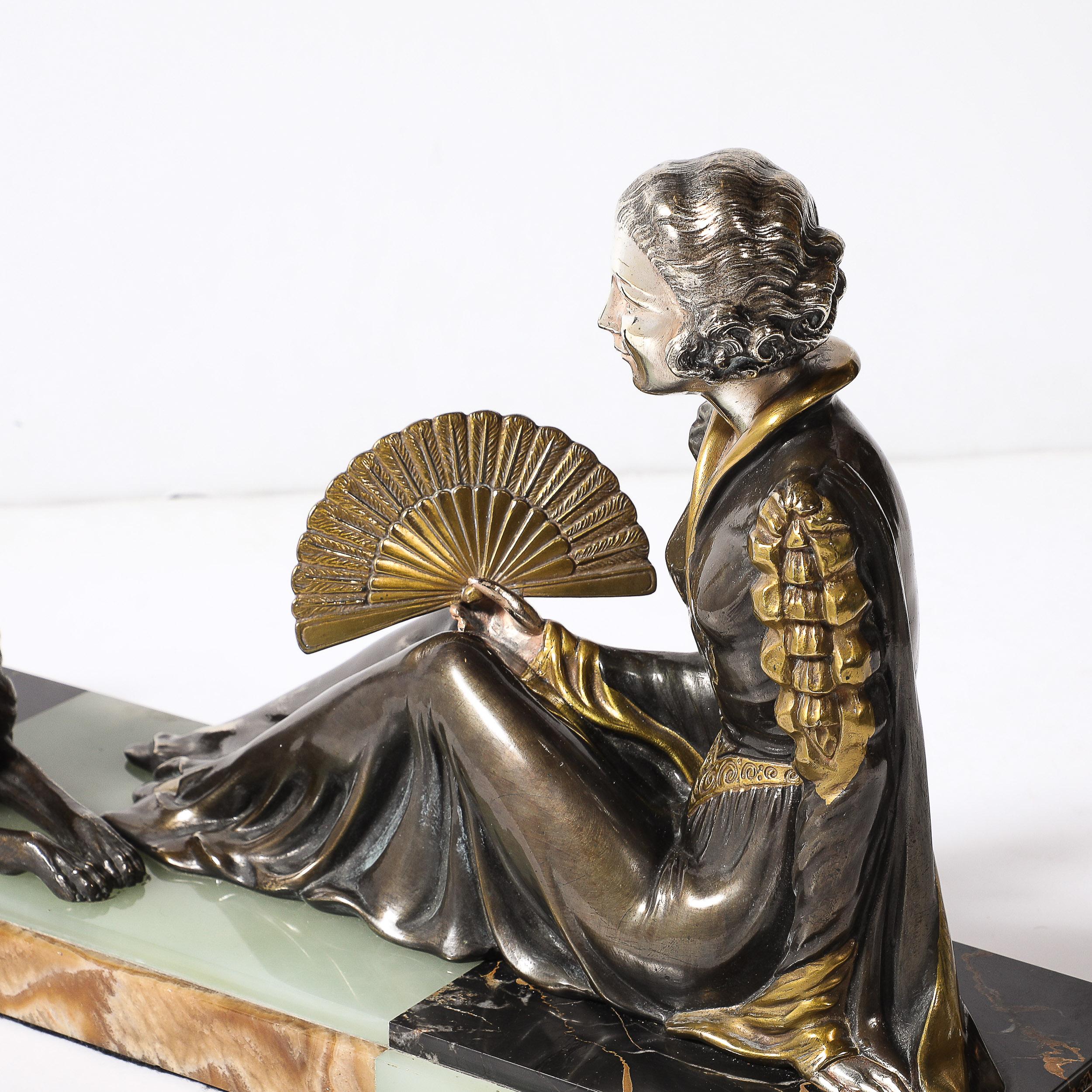 Scultura Art Déco di Limousin raffigurante donna seduta con cane su base di marmo esotico in vendita 10