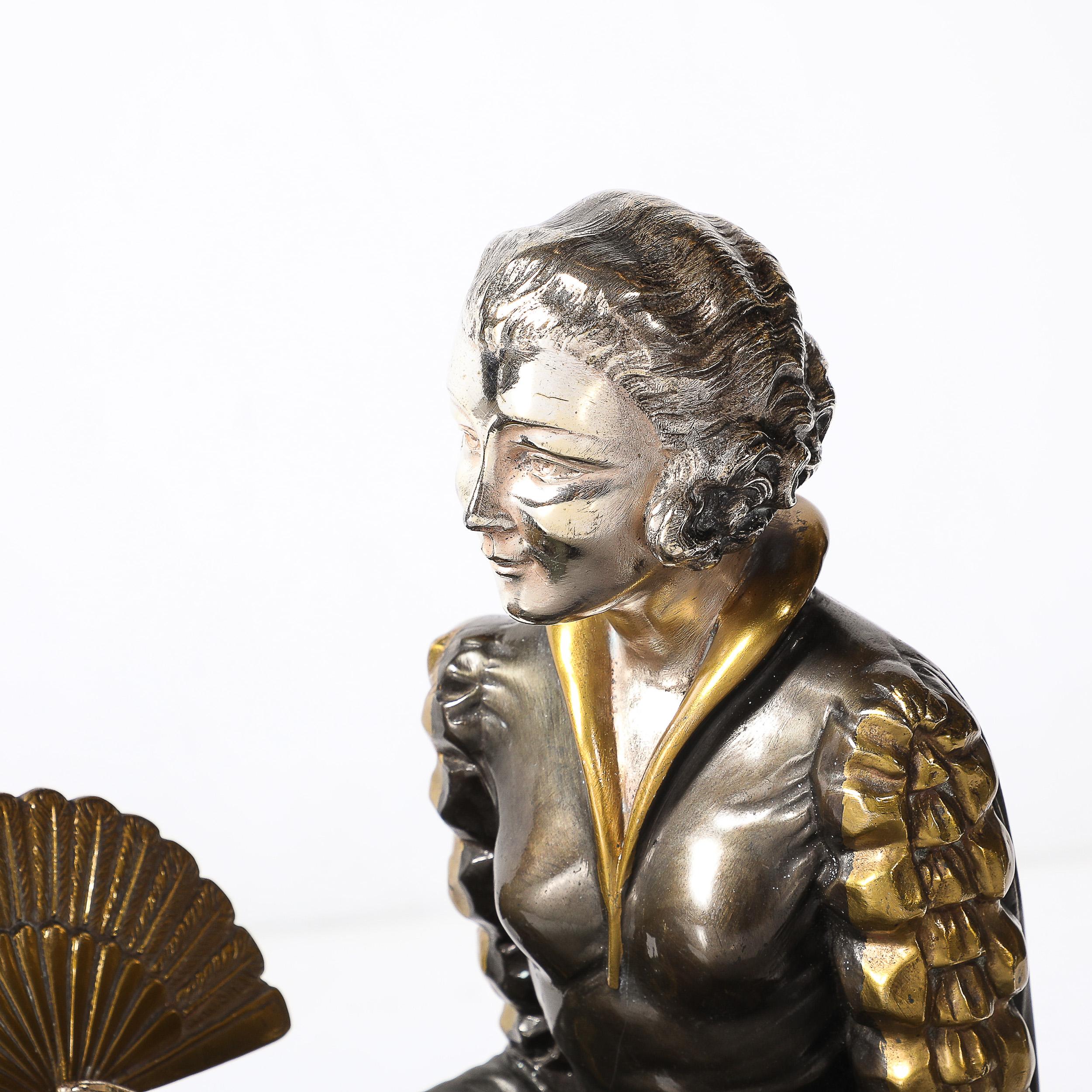 Marmo Scultura Art Déco di Limousin raffigurante donna seduta con cane su base di marmo esotico in vendita