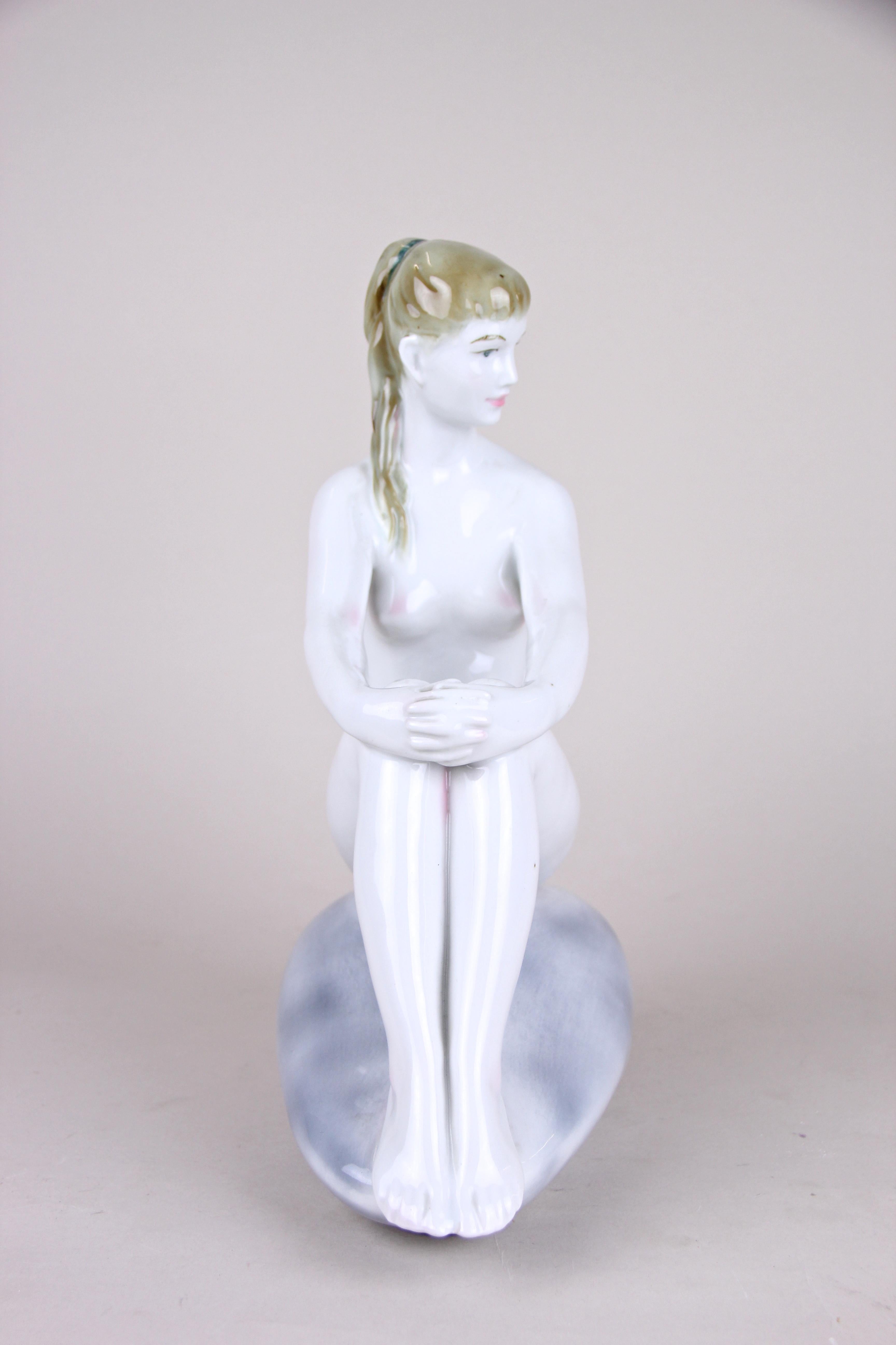 Art Deco Sculpture by Zsolnay Porcelain Polychromed, Hungary, circa 1930 In Good Condition In Lichtenberg, AT