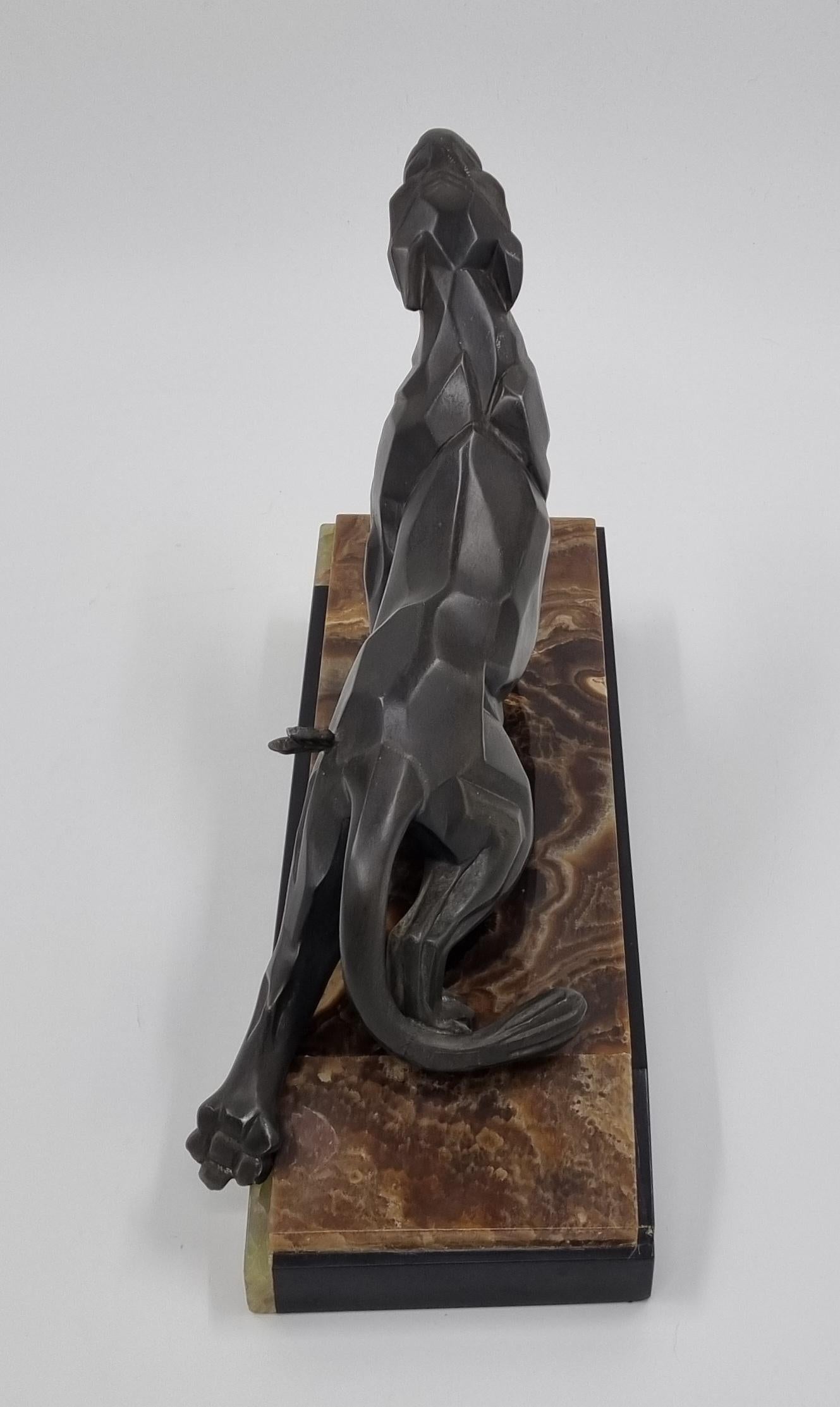 Onyx Art Deco Sculpture Cubist Panther By A Notari For Sale
