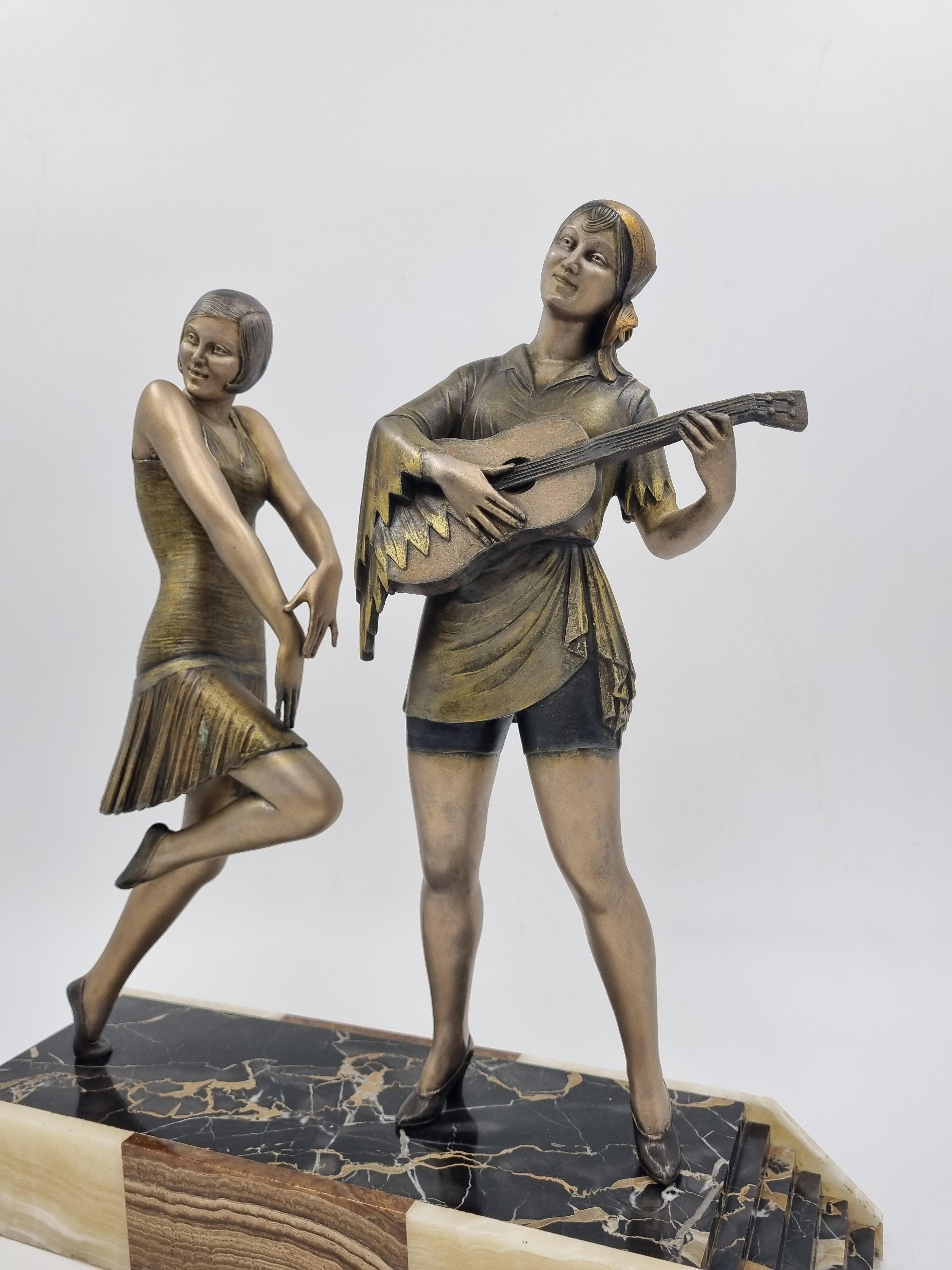 Calco Scultura Art Deco Ballerina e musicista in vendita