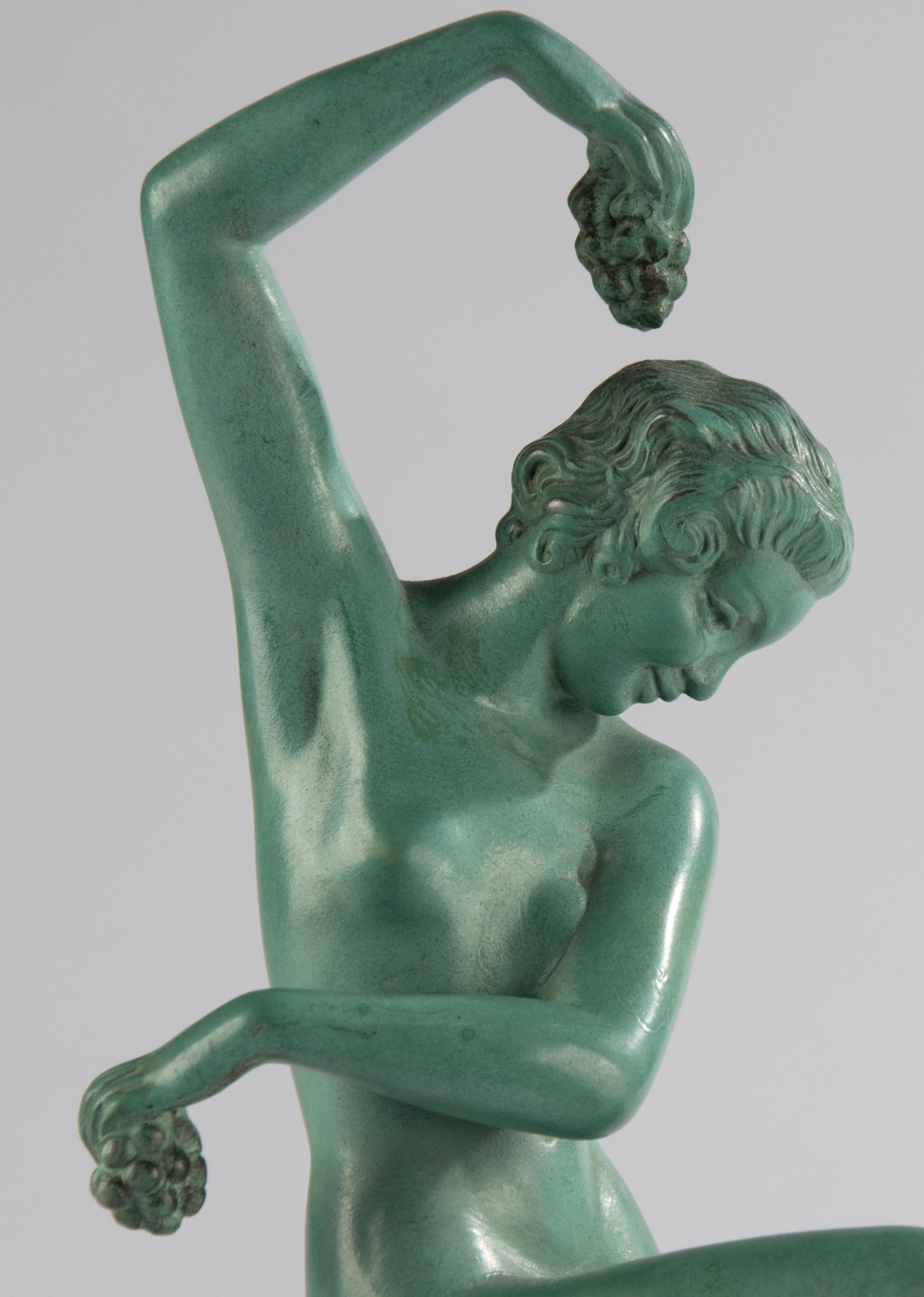 Scultura Art Déco - Donna che balla - Di DENIS - Max Verrier - Speltro patinato in vendita 9