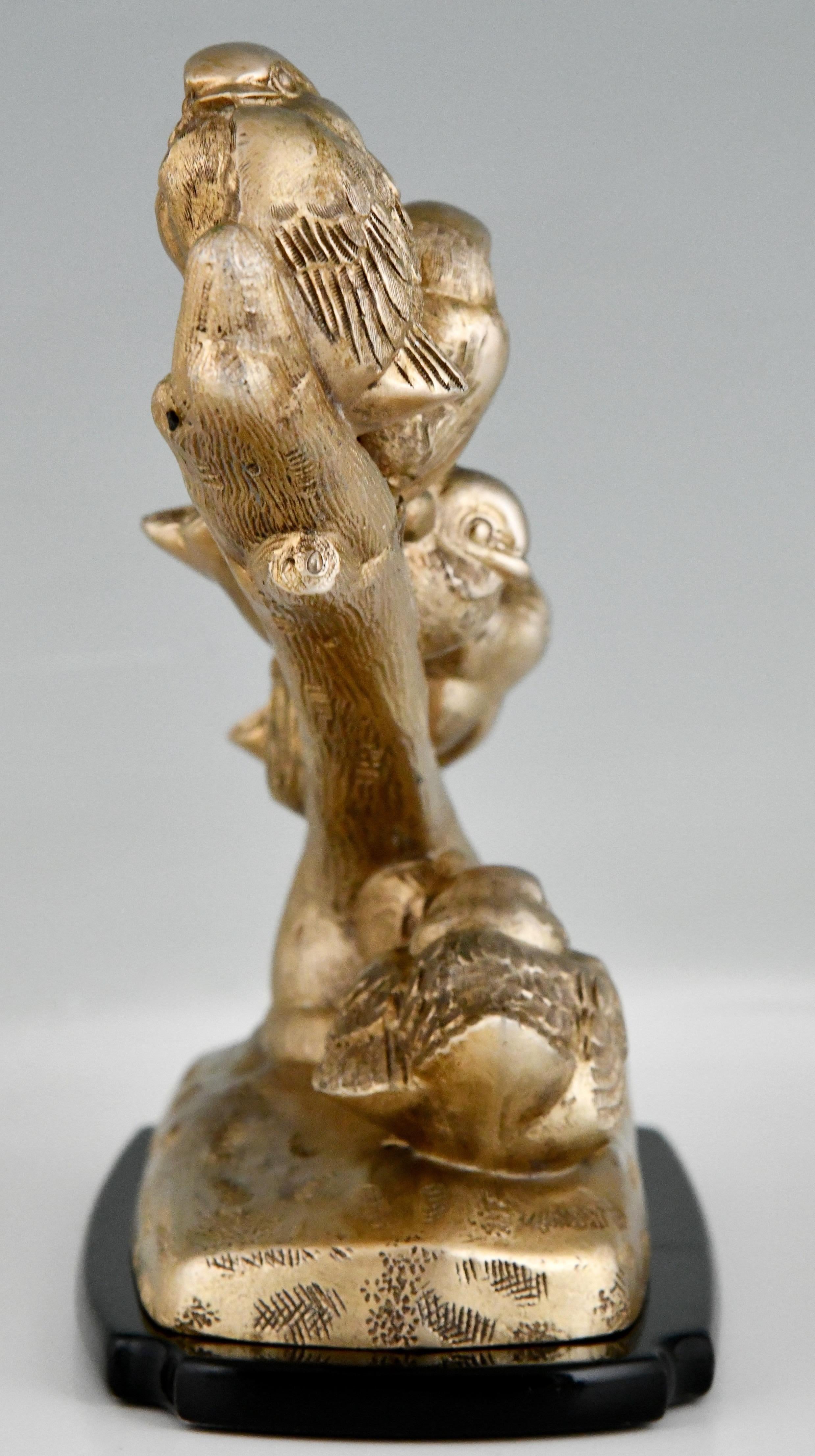 Patinated Art Deco Sculpture Five Birds on Branch by Sabino, France, 1930 For Sale
