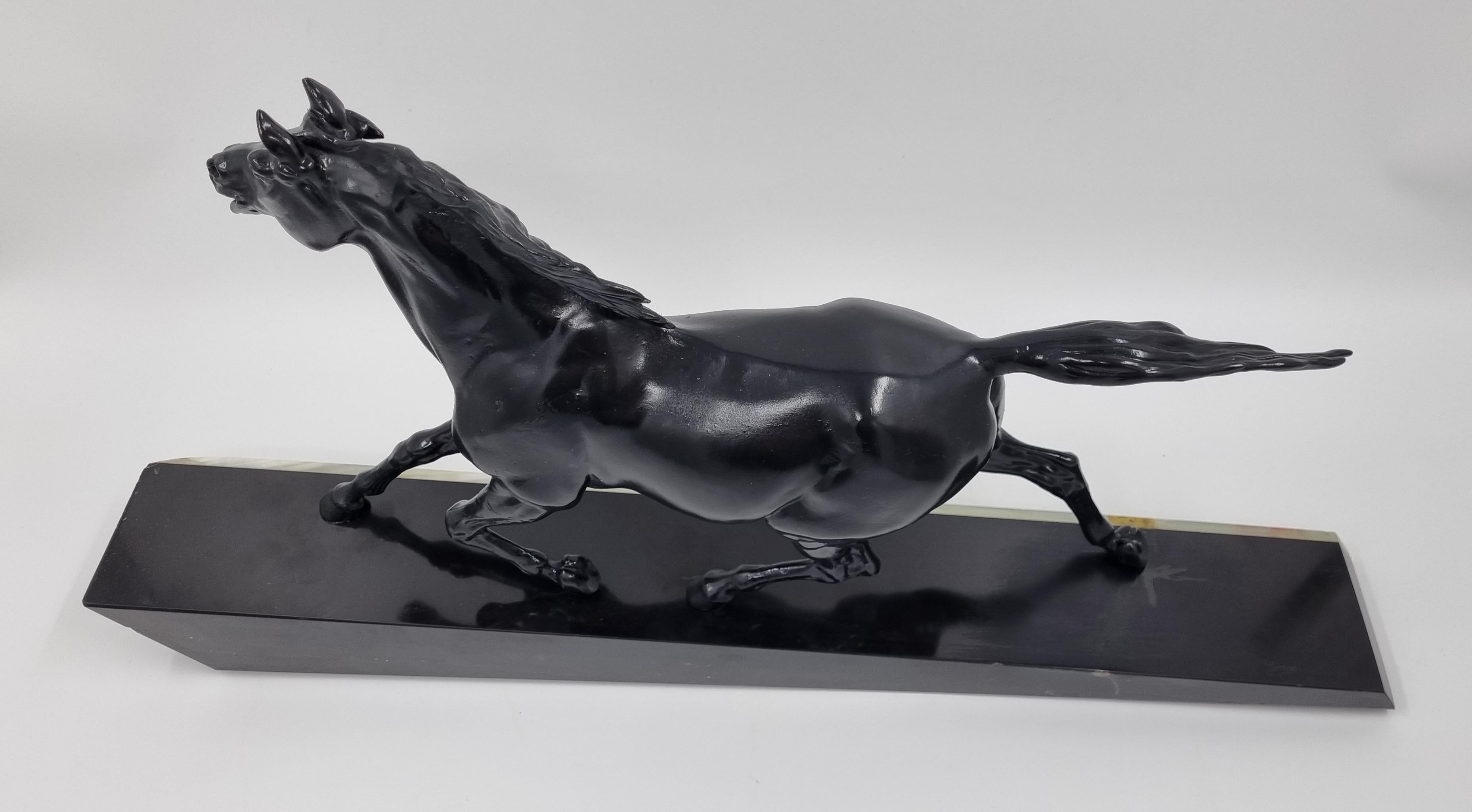 Sculpture Art déco chevauchant un cheval de chasse par Gonez  en vente 4