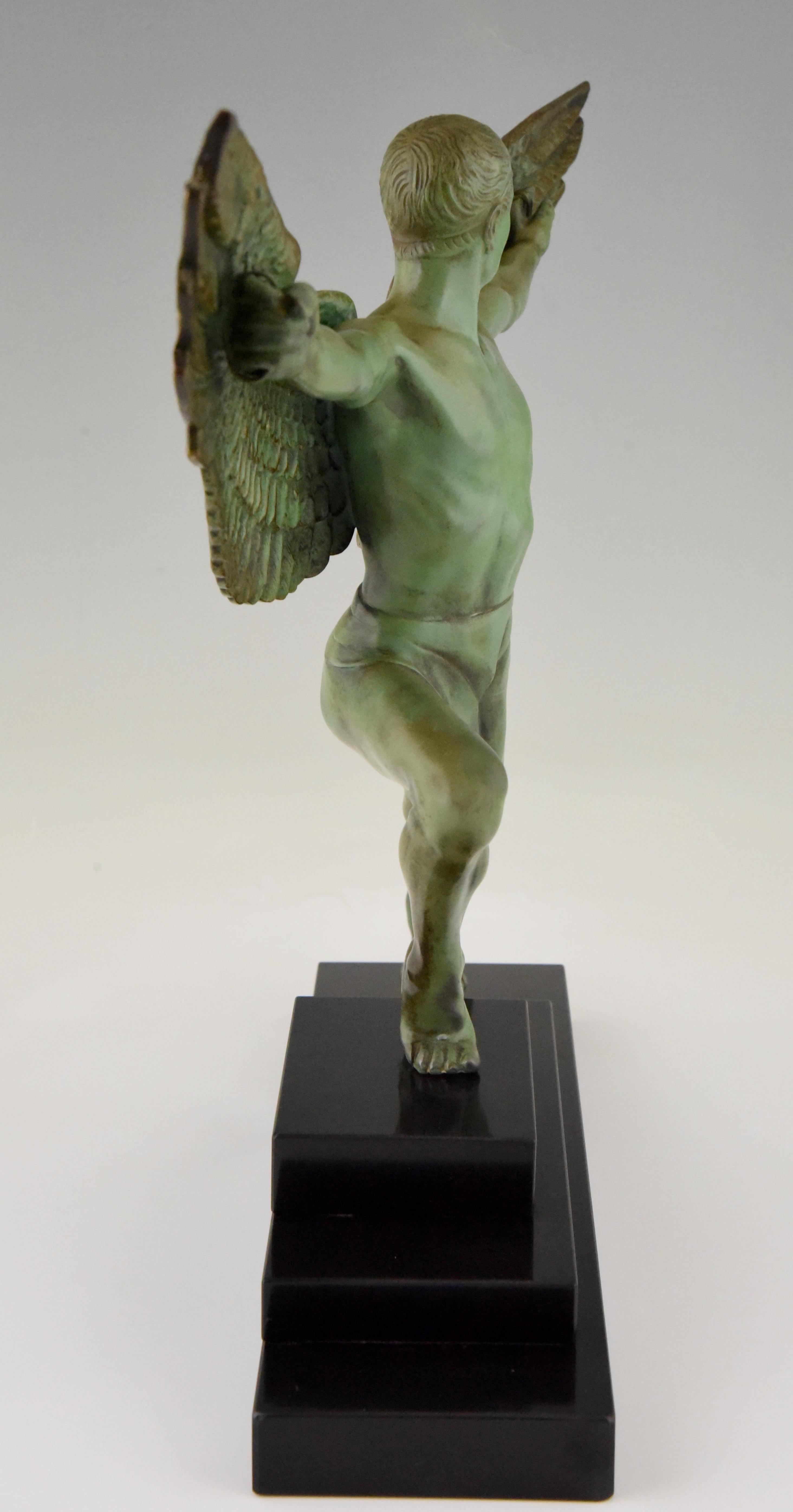 icarus nude