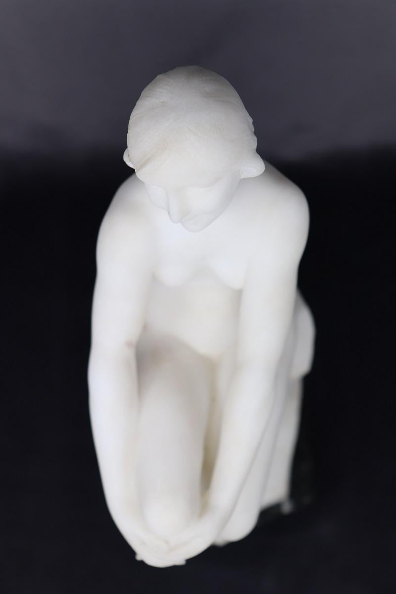 Escultura Art Déco en Mármol Blanco Precioso de Carrara, Mujer Desnuda, Italia Años 20 en venta 8