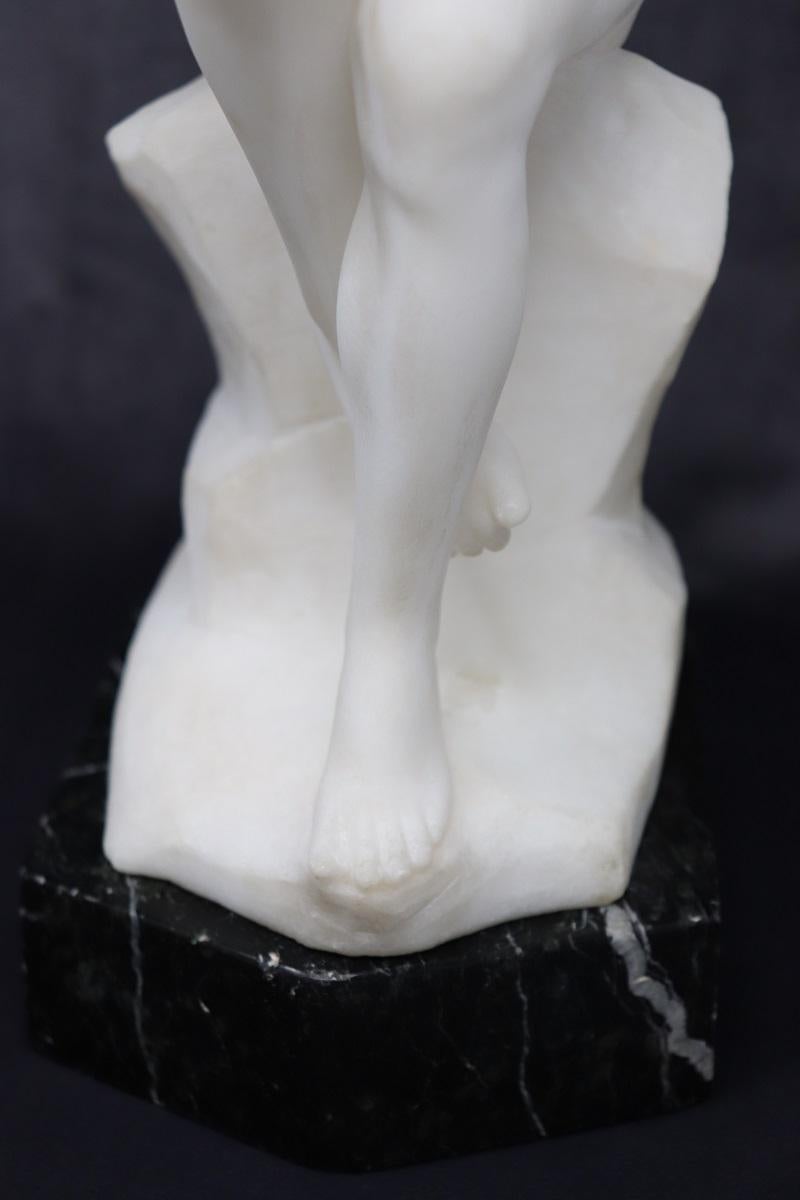 Escultura Art Déco en Mármol Blanco Precioso de Carrara, Mujer Desnuda, Italia Años 20 en venta 2