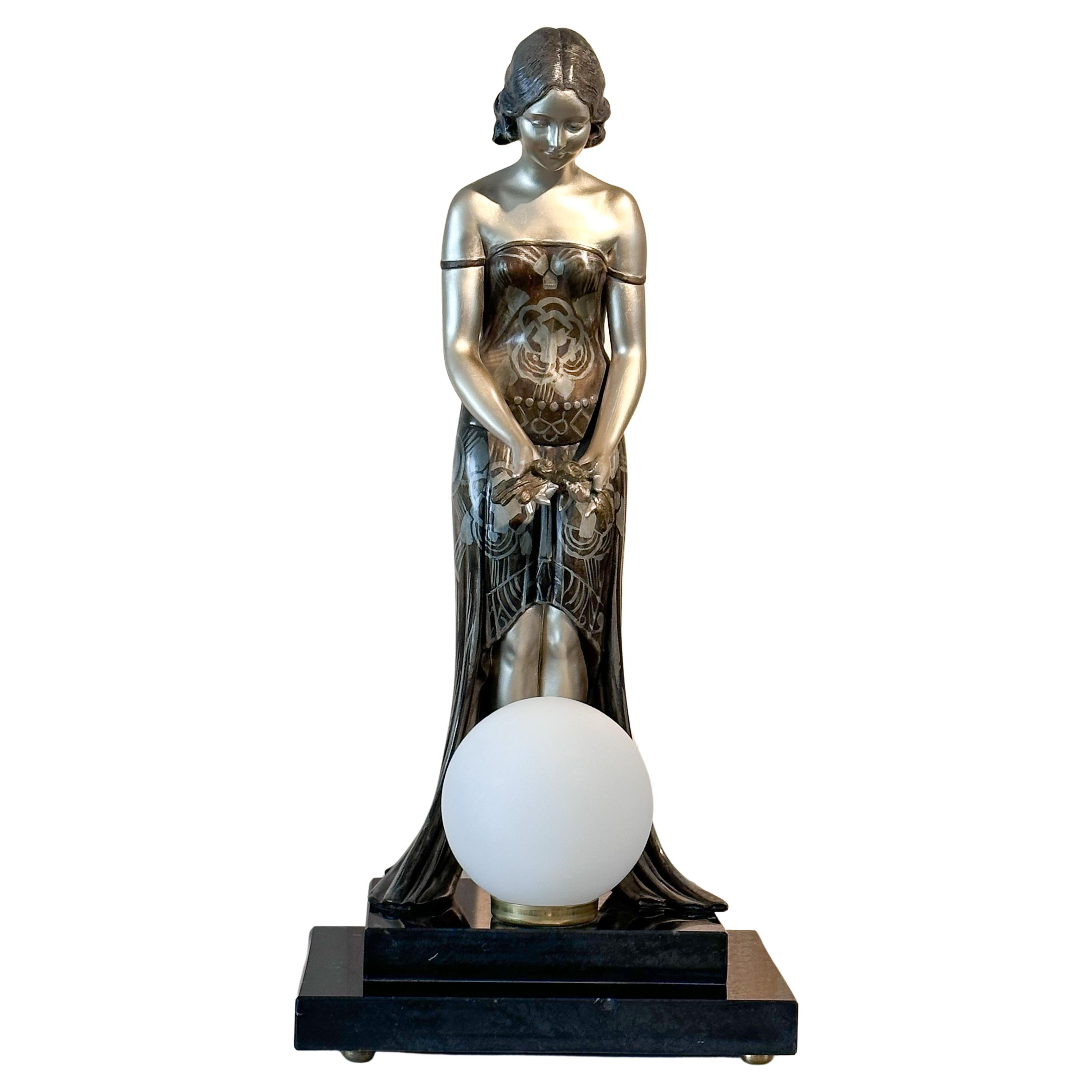 Art deco sculpture lamp by Uriano