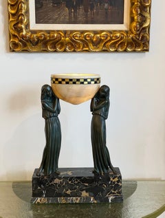 Art Deco Sculpture/Lamp Les Porteuses d'Eau 'The water carriers'