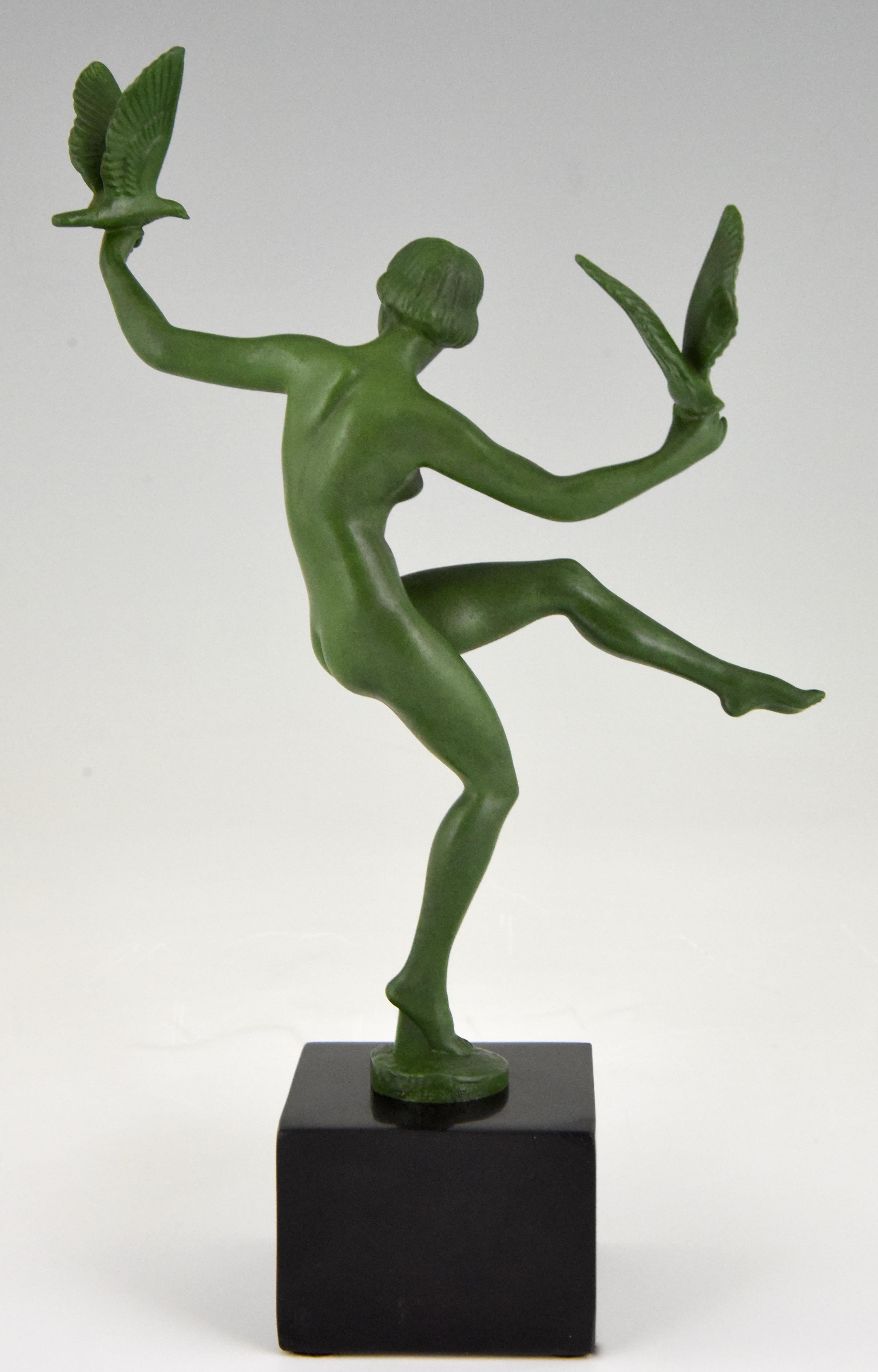 Art Deco Sculpture Nu Oiseau Danseur Briand Marcel Bouraine France 1930 Bon état à Antwerp, BE