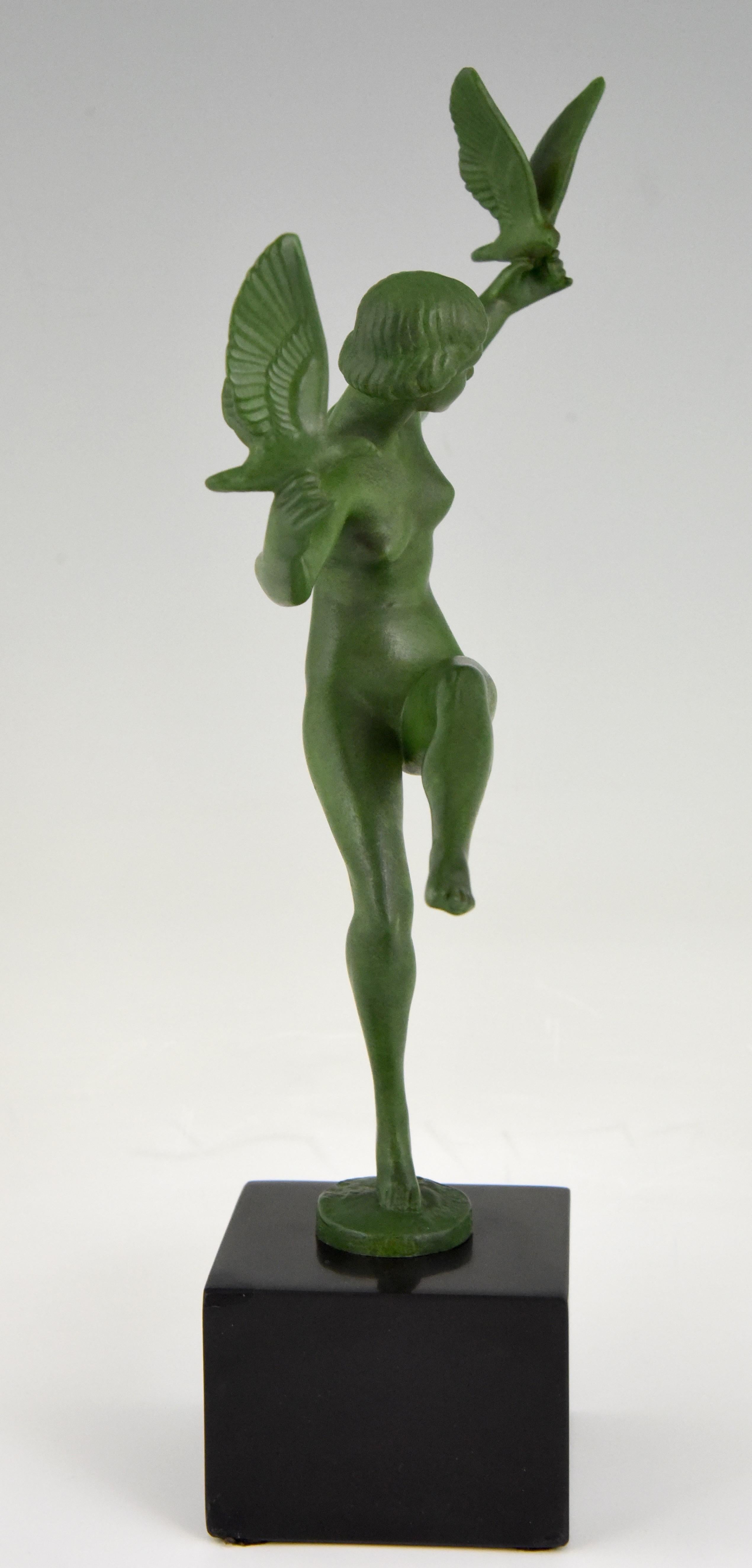 Milieu du XXe siècle Art Deco Sculpture Nu Oiseau Danseur Briand Marcel Bouraine France 1930