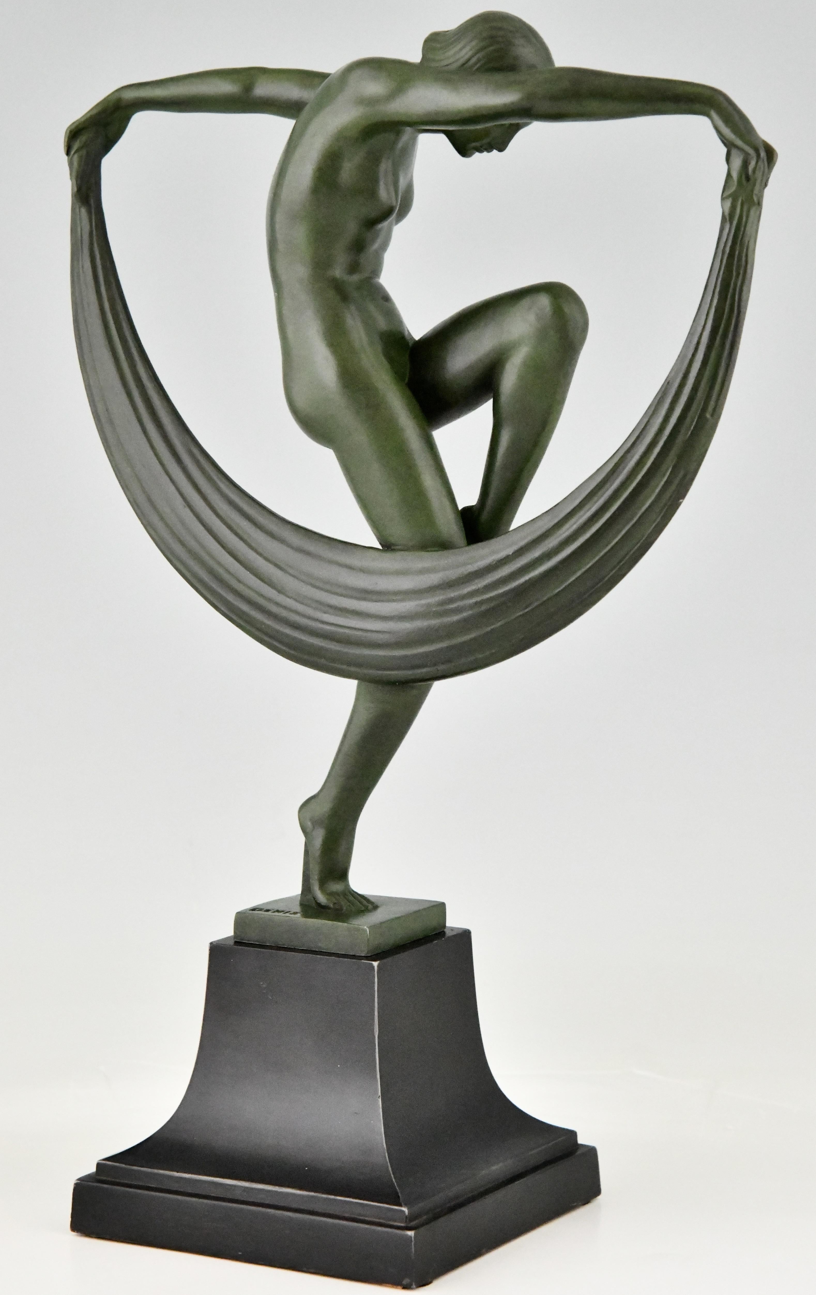 Art Deco Sculpture Nude Scarf Dancer Folie Denis for Max Le Verrier France, 1930 In Good Condition In Antwerp, BE