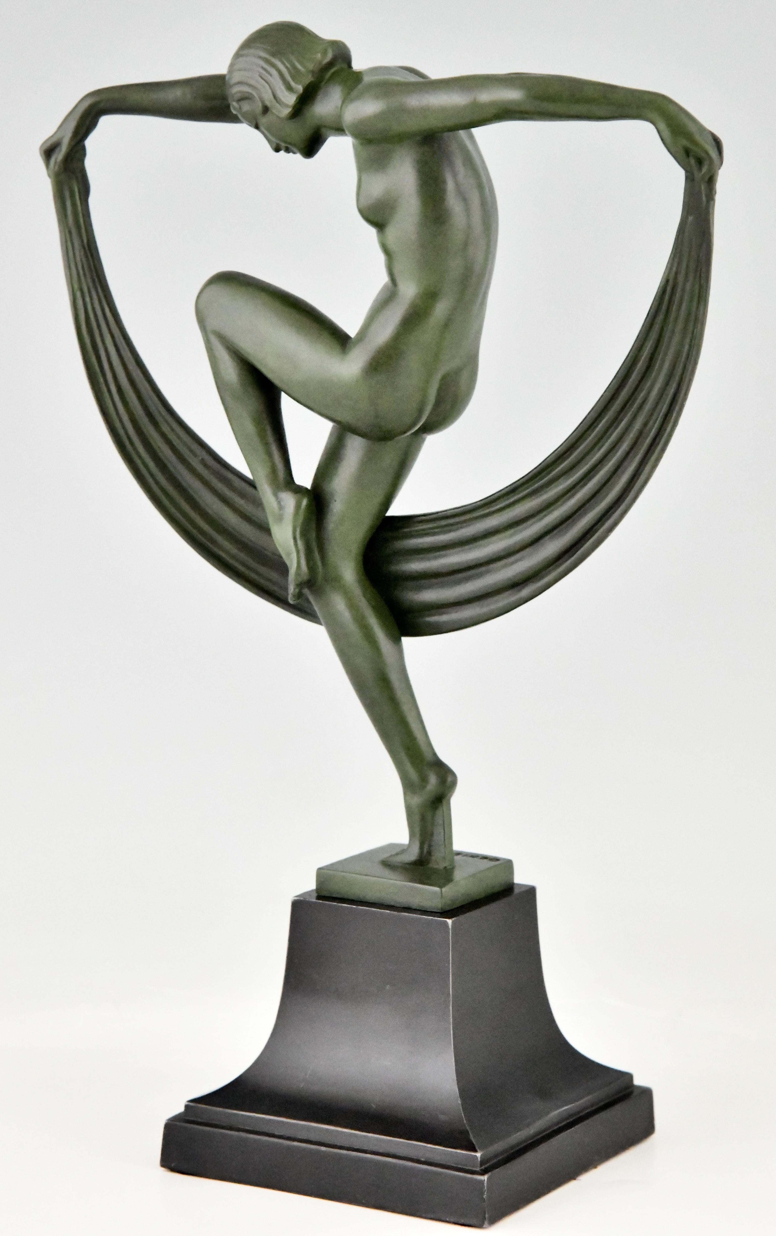 Art Deco Sculpture Nude Scarf Dancer Folie Denis for Max Le Verrier France, 1930 2