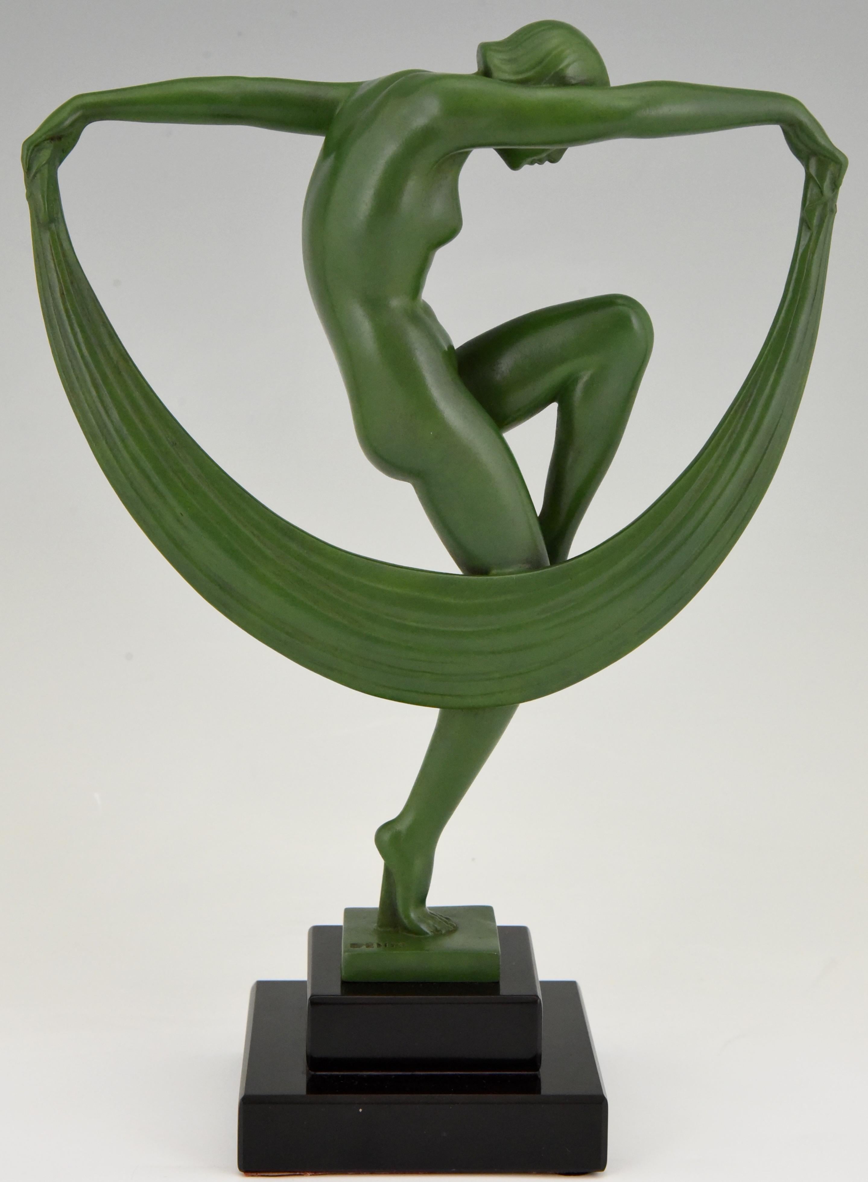 Art Deco Sculpture Nude Scarf Dancer Folie Denis, France, 1930 In Good Condition In Antwerp, BE