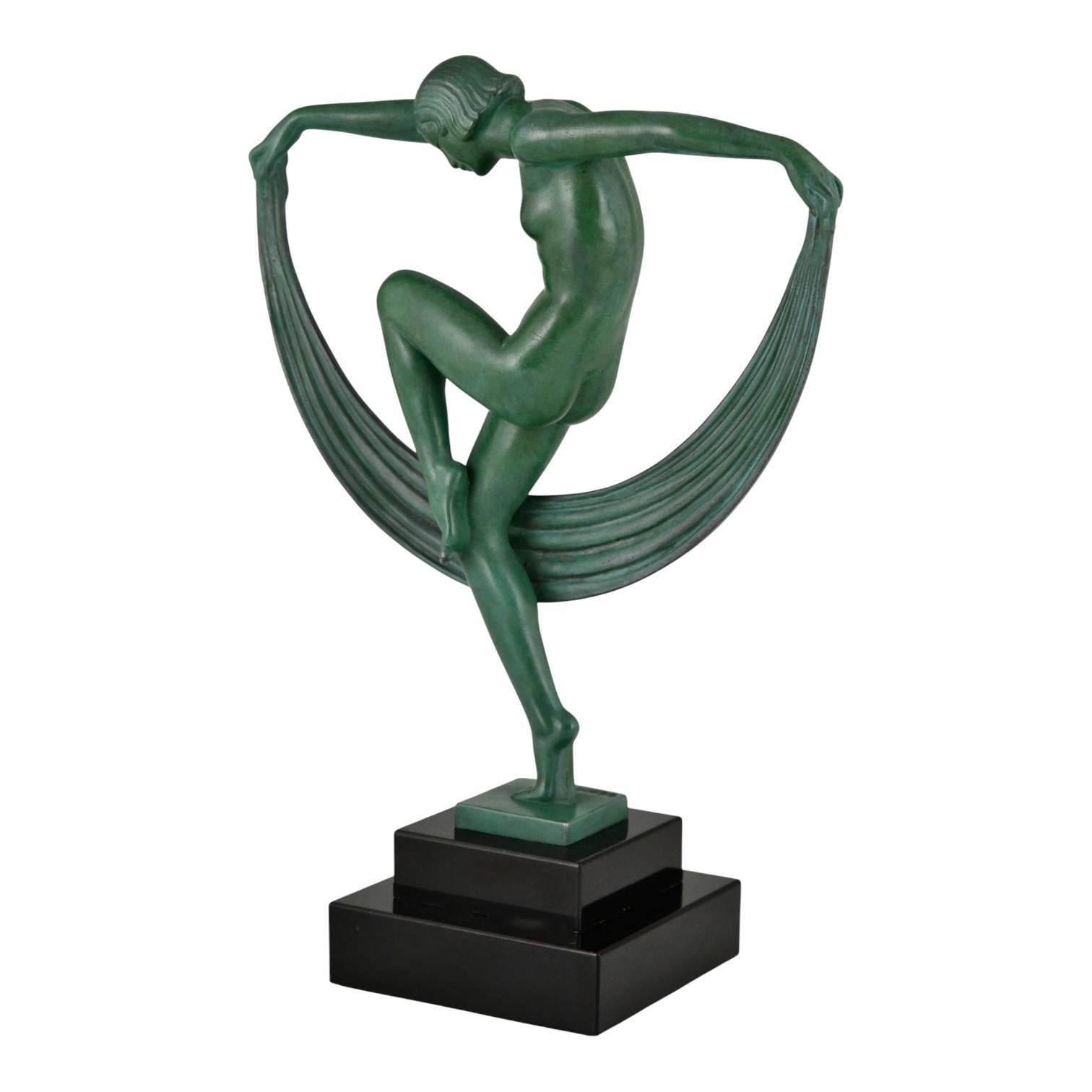 Metà XX secolo Scultura Art Deco Nudo Sciarpa Ballerina FOLIE Denis Francia 1930 originale. in vendita