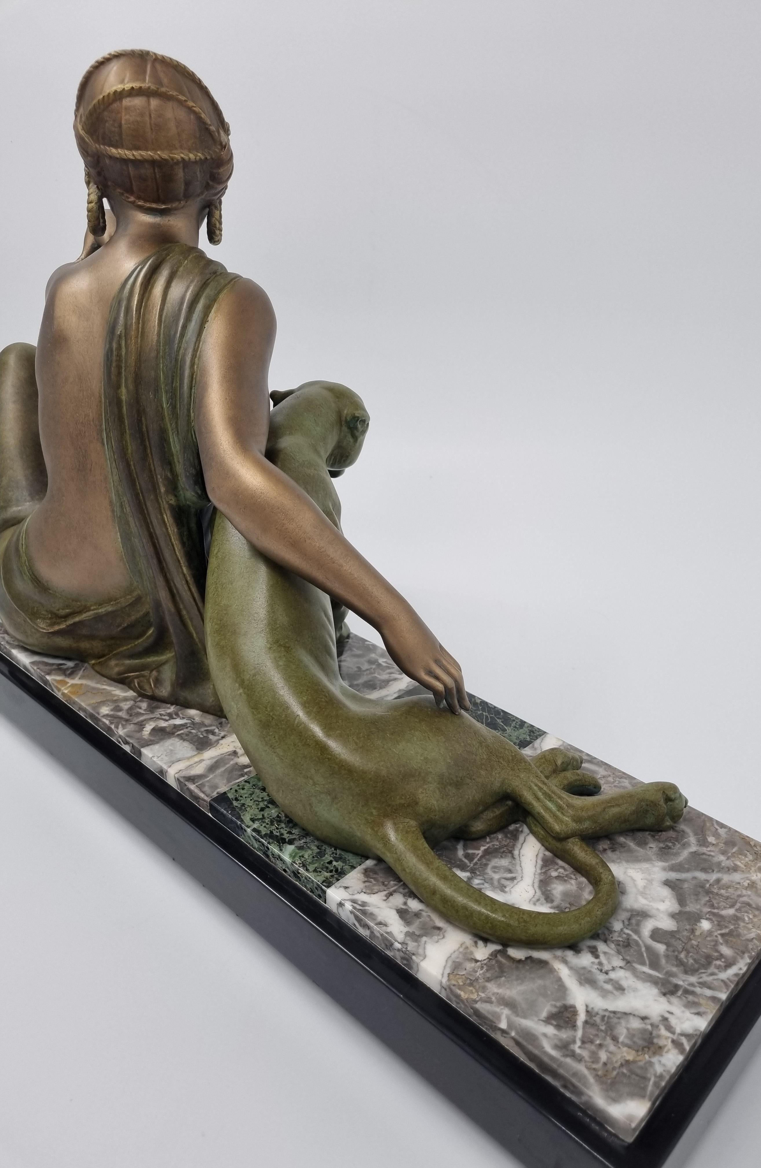 Art-Deco-Skulptur Akt mit Panther von Godard, um 1920 1