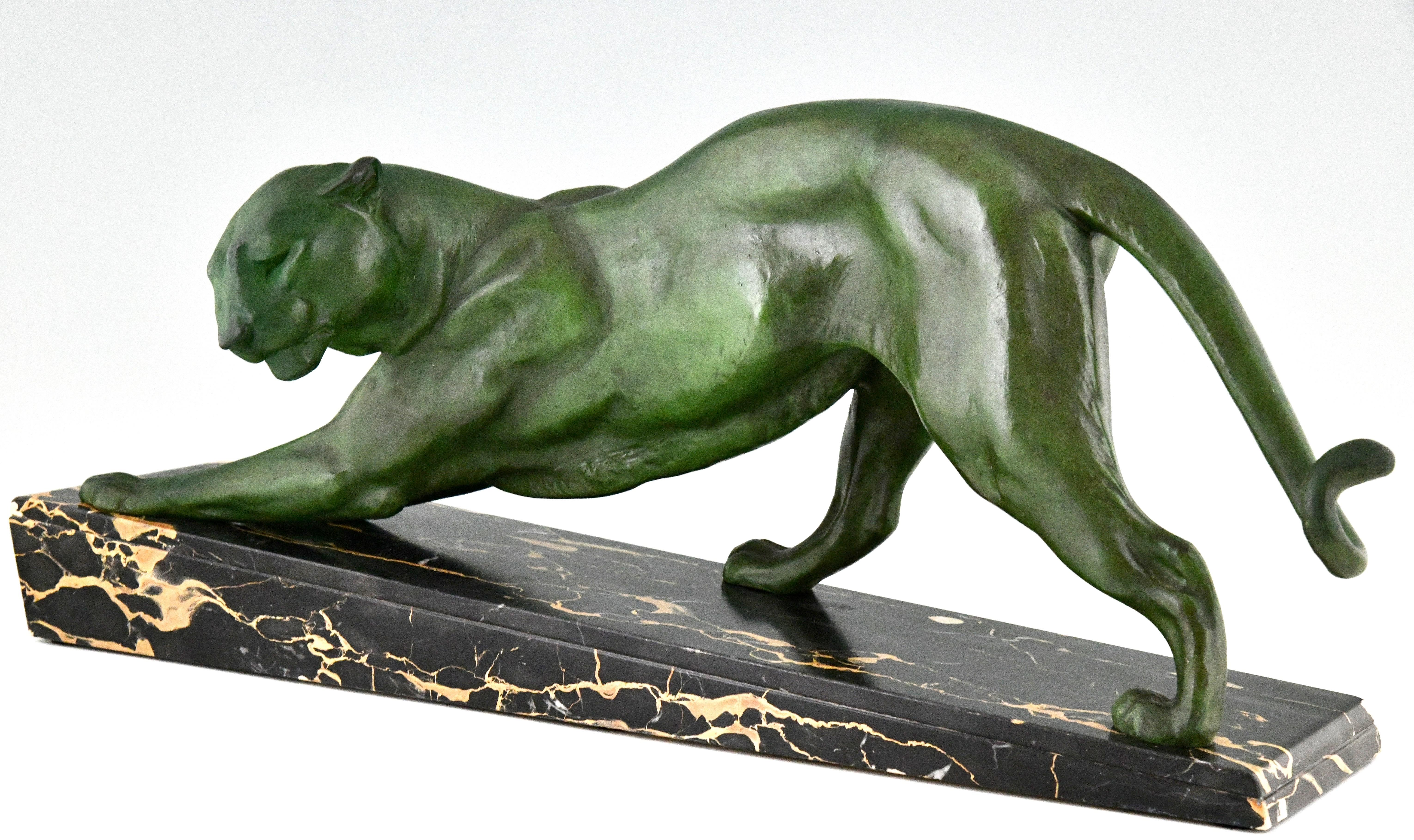 Art Deco Sculpture of a Panther by Plagnet, France, 1930 2