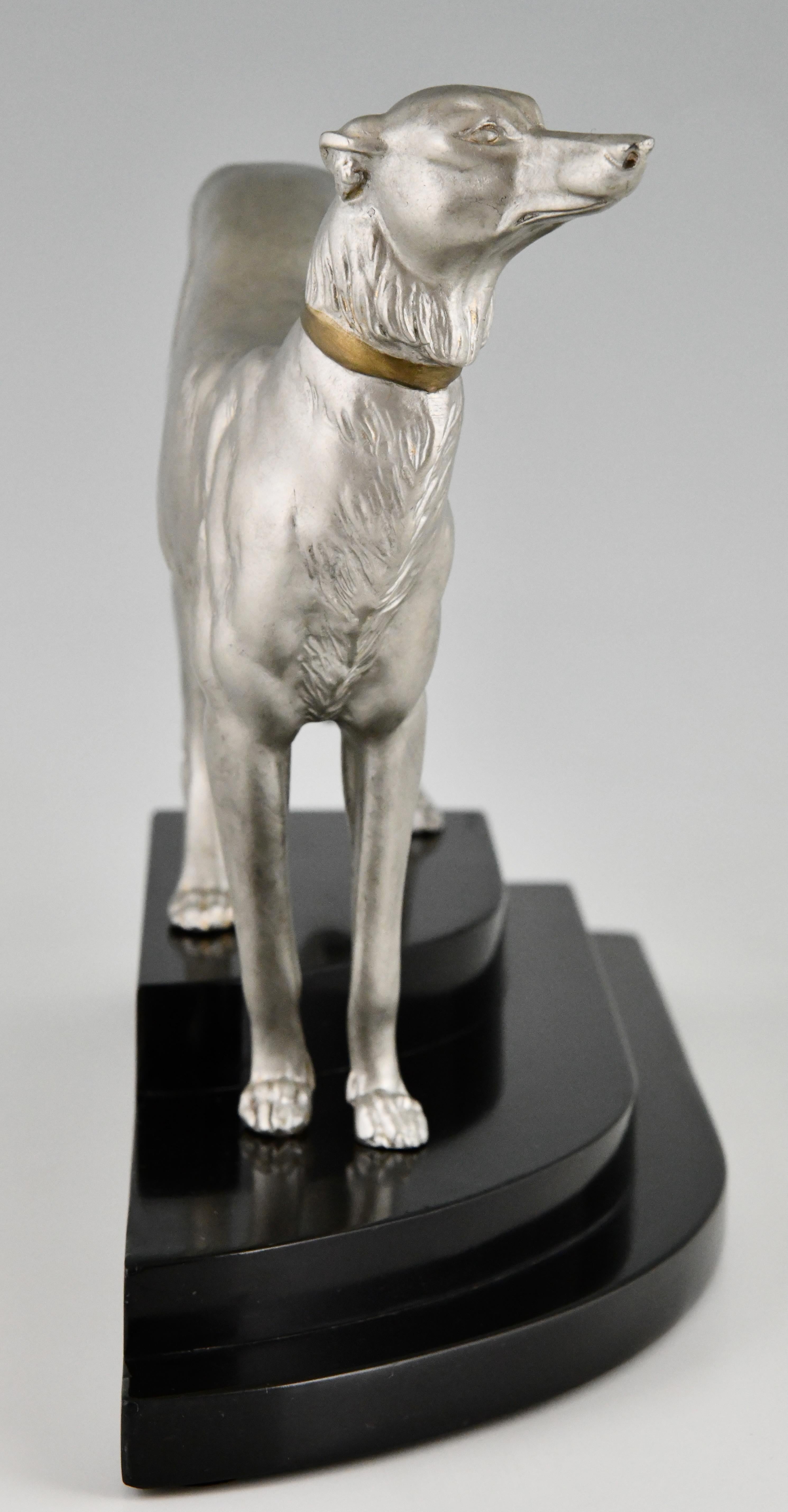 Patiné Sculpture Art déco d'un chien Borzoi signée par Irenee Rochard France 1930