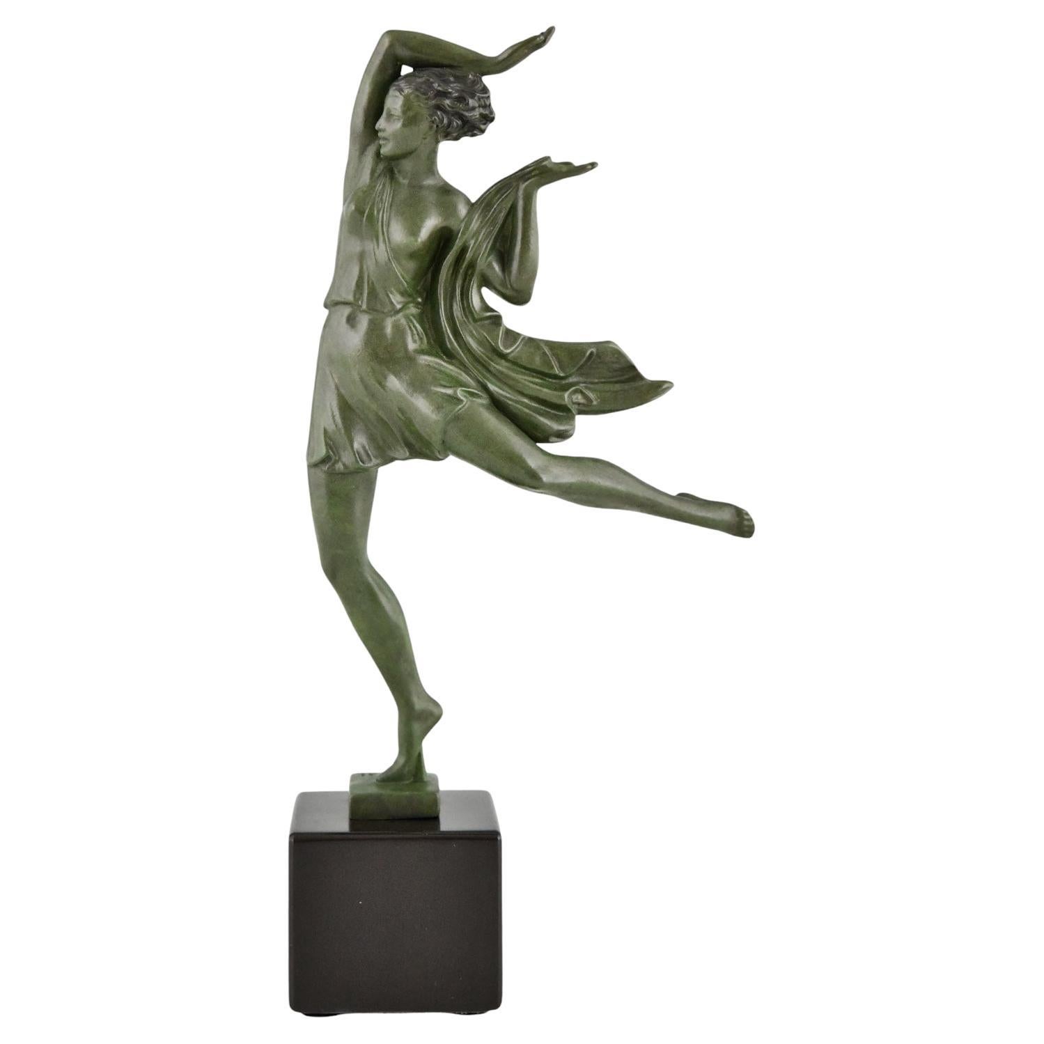 Escultura Art Déco de una bailarina Allégresse Fayral para Max Le Verrier Francia 1930