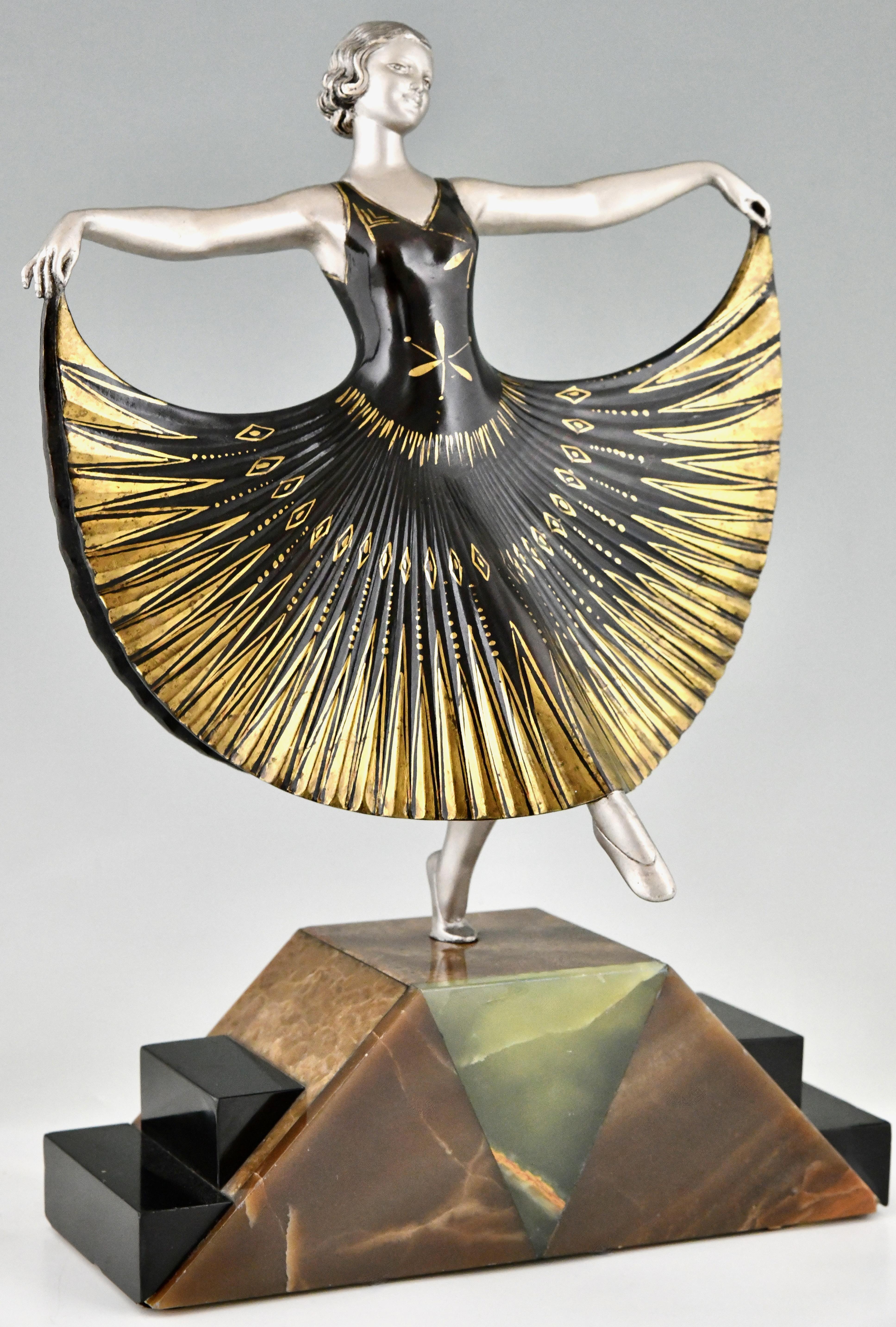 Escultura Art Déco de una bailarina firmada por Andre Gilbert Art Decó