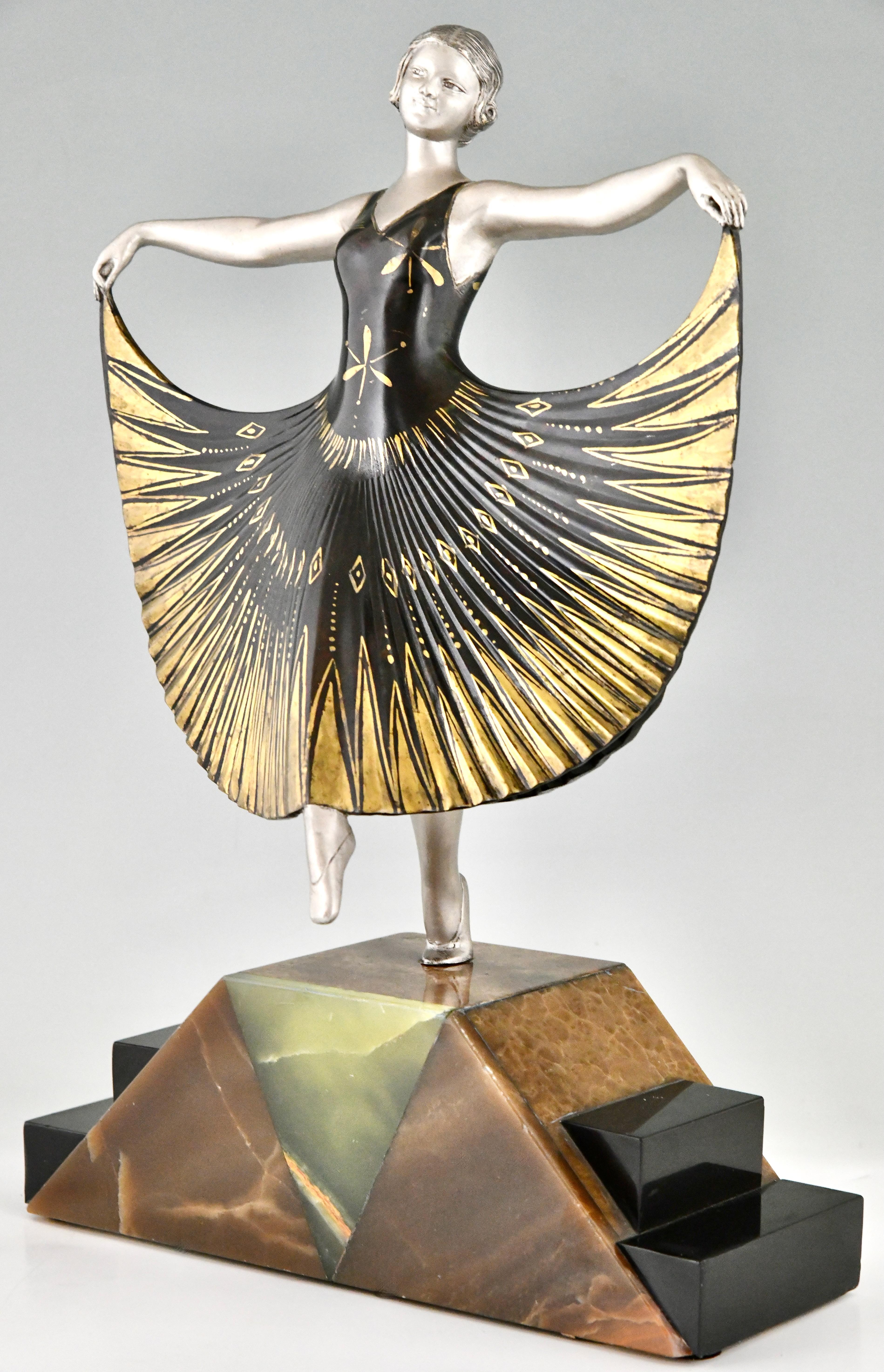 Escultura Art Déco de una bailarina firmada por Andre Gilbert 1