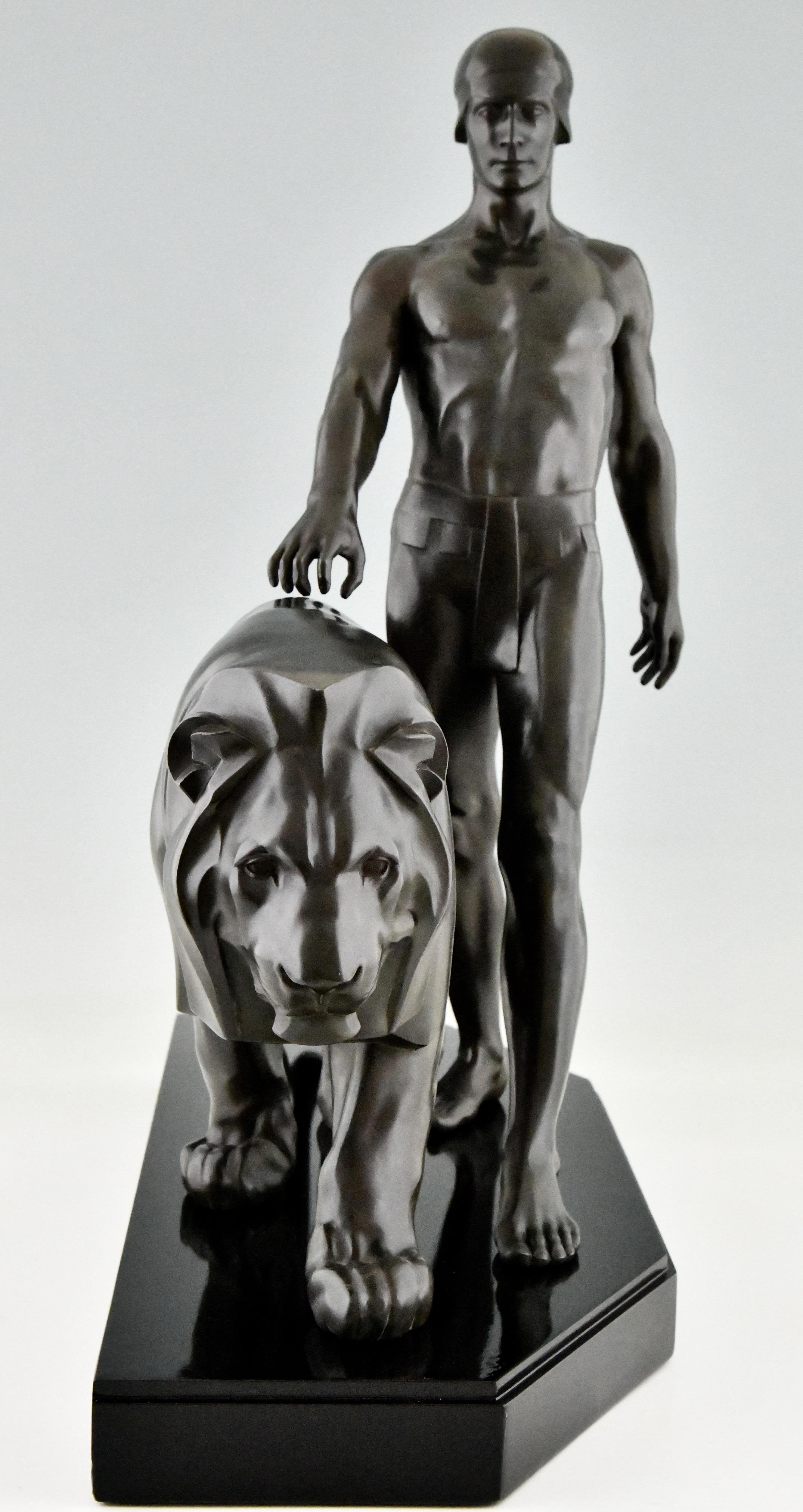 Art Deco Sculpture of a Male Nude Walking with Lion Belluaire Max Le Verrier 192 In Good Condition In Antwerp, BE