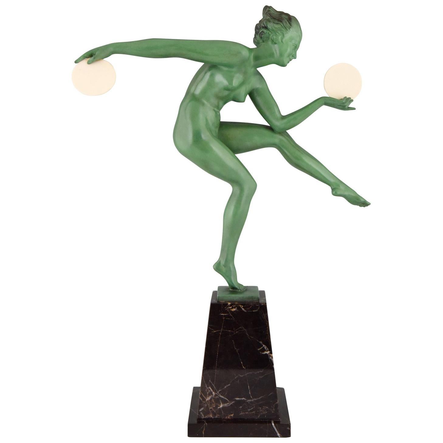 Art Deco Sculpture of a Nude Disc Dancer Derenne, Marcel Bouraine