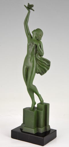 Art-déco-Skulptur eines Akts mit Taube Fayral Pierre Le Faguays, Frankreich, 1930
