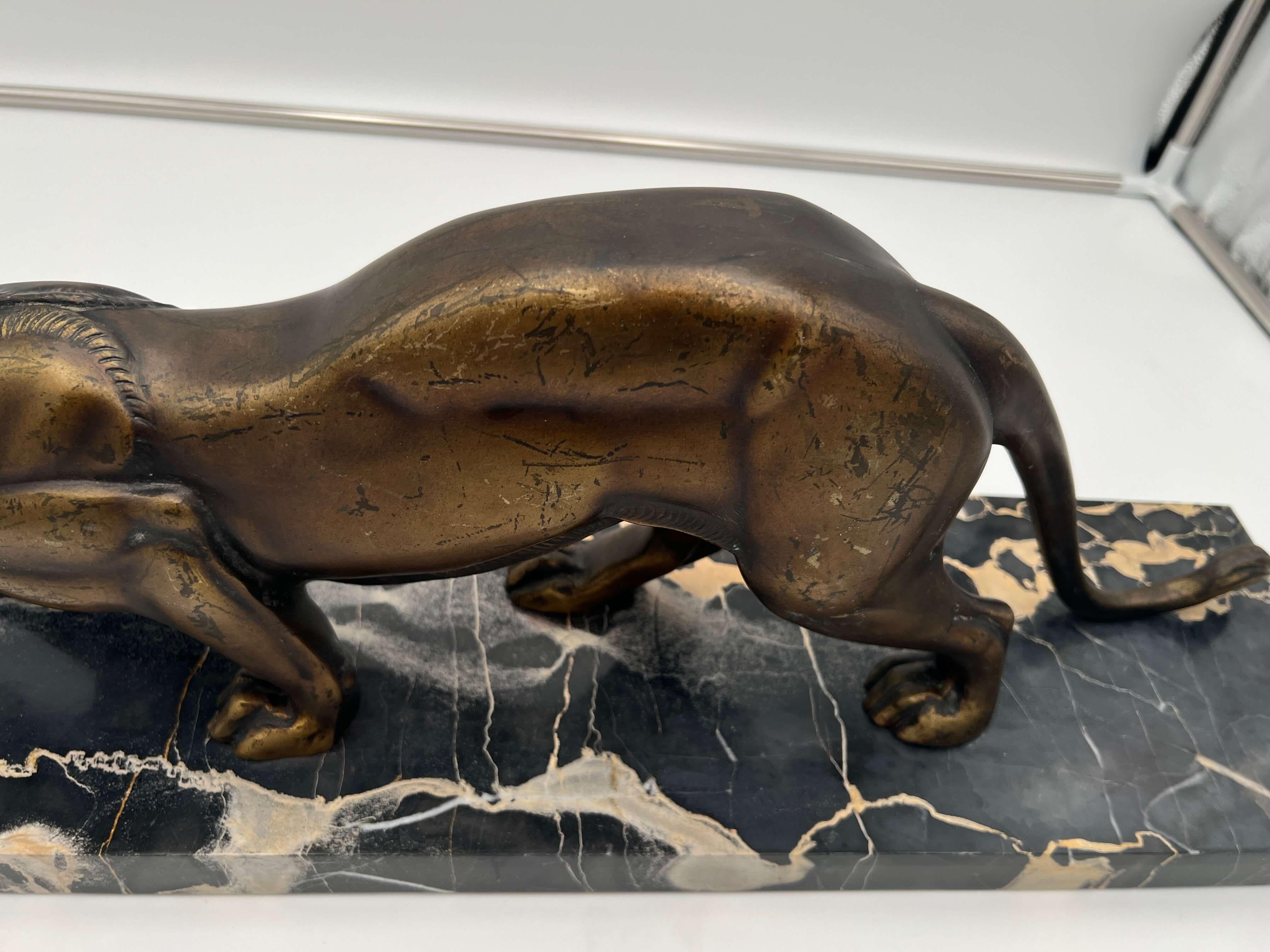 Art Deco Sculpture of a Panther, Bronze Cast, Marble, France circa 1930 For Sale 7