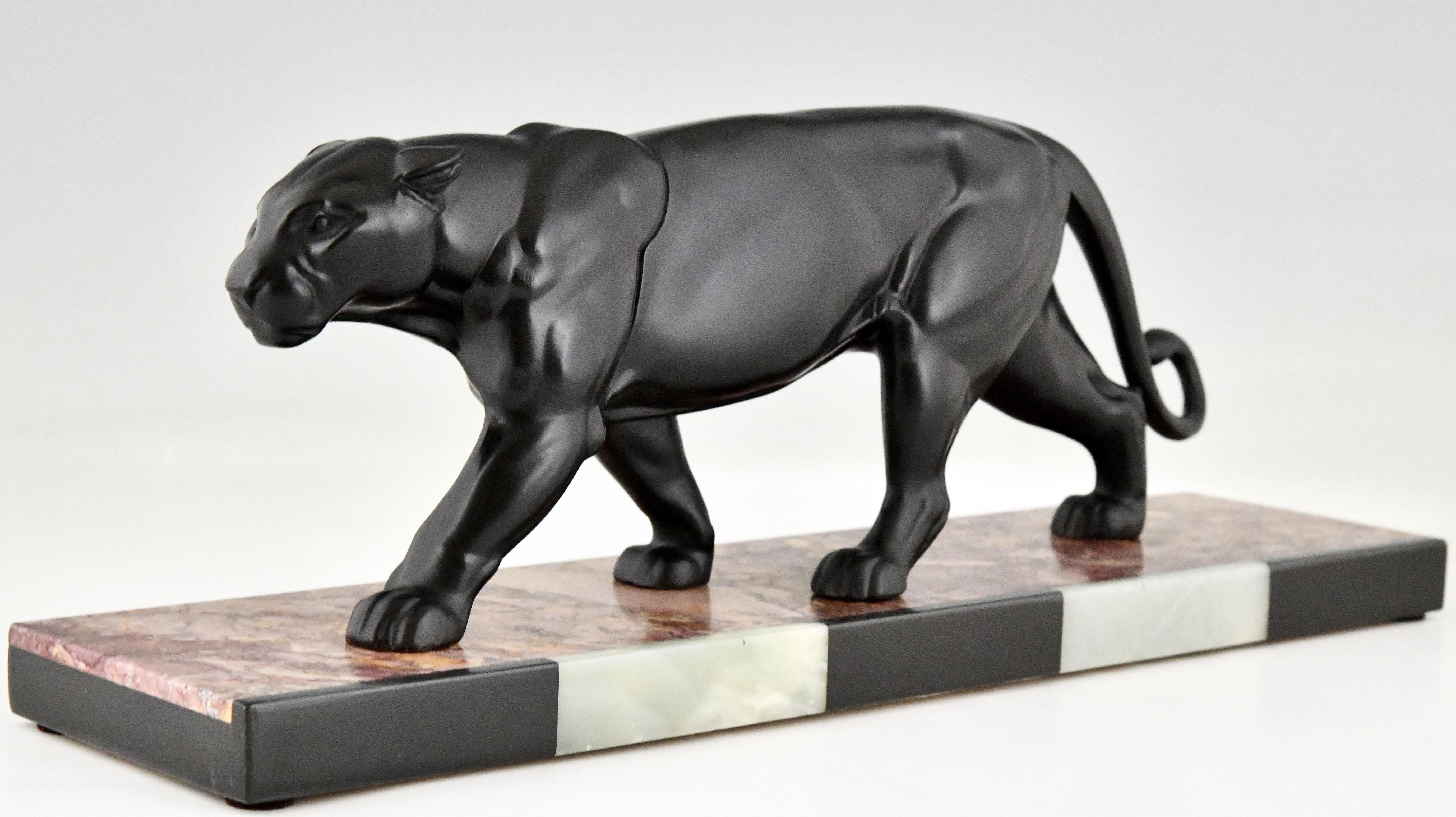 French Art Deco Sculpture of a Panther by Alexandre Ouline on Marble Base, France, 1930