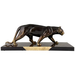 Art Deco Sculpture of a Panther by Leducq, France, 1930