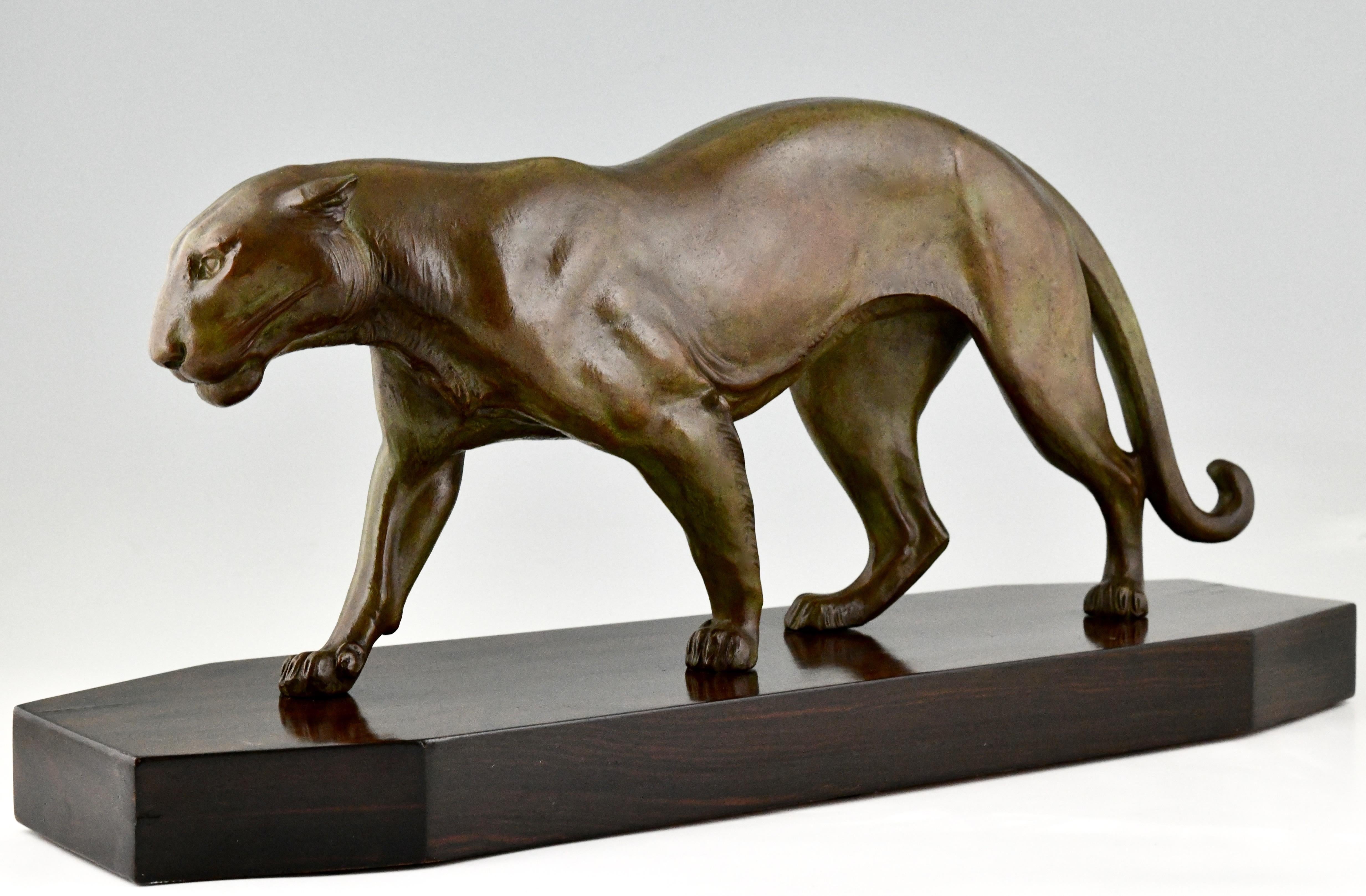 Art Deco Sculpture of a Panther Robert Bousquet, France, 1930 In Good Condition In Antwerp, BE
