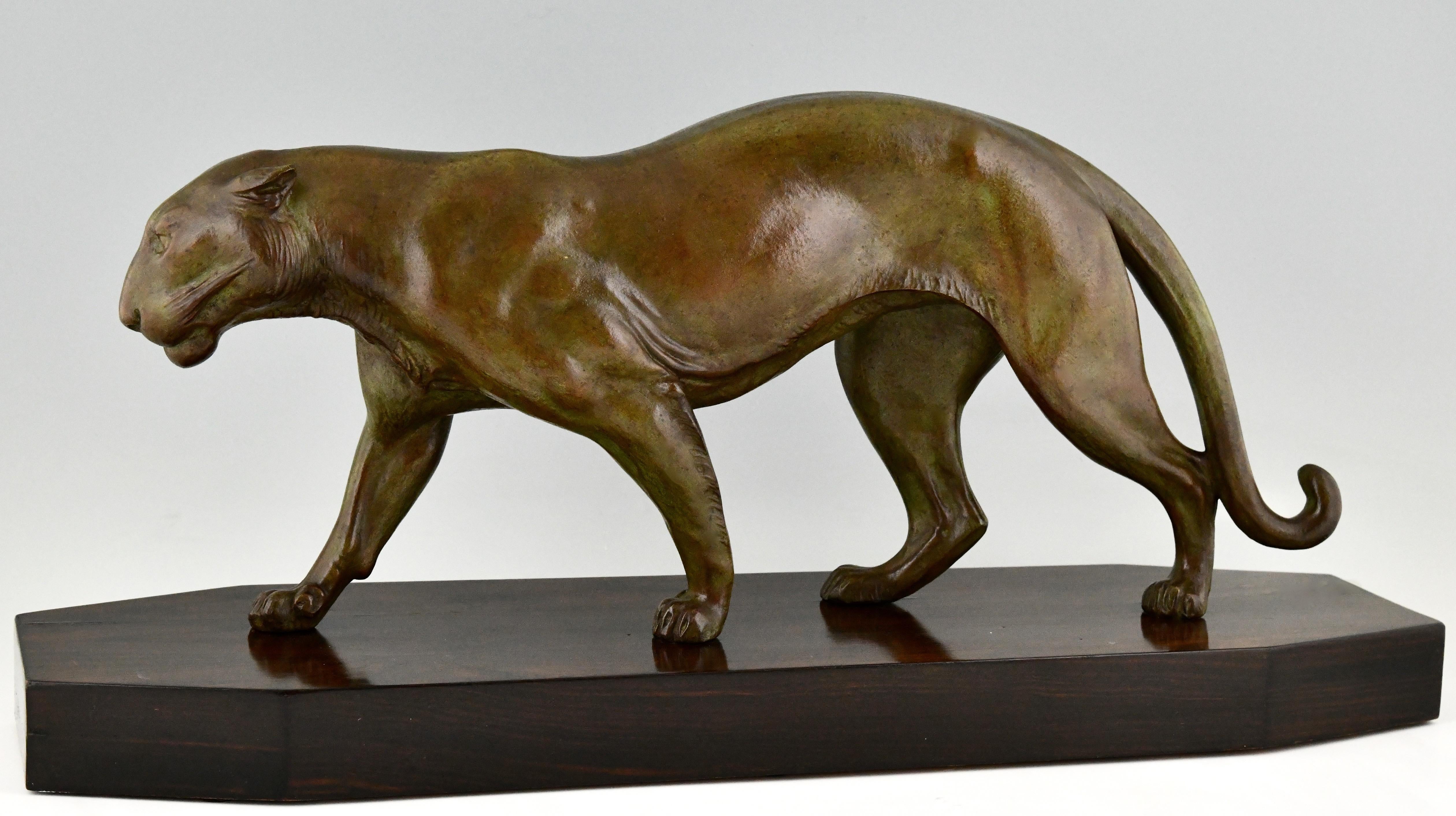 20th Century Art Deco Sculpture of a Panther Robert Bousquet, France, 1930