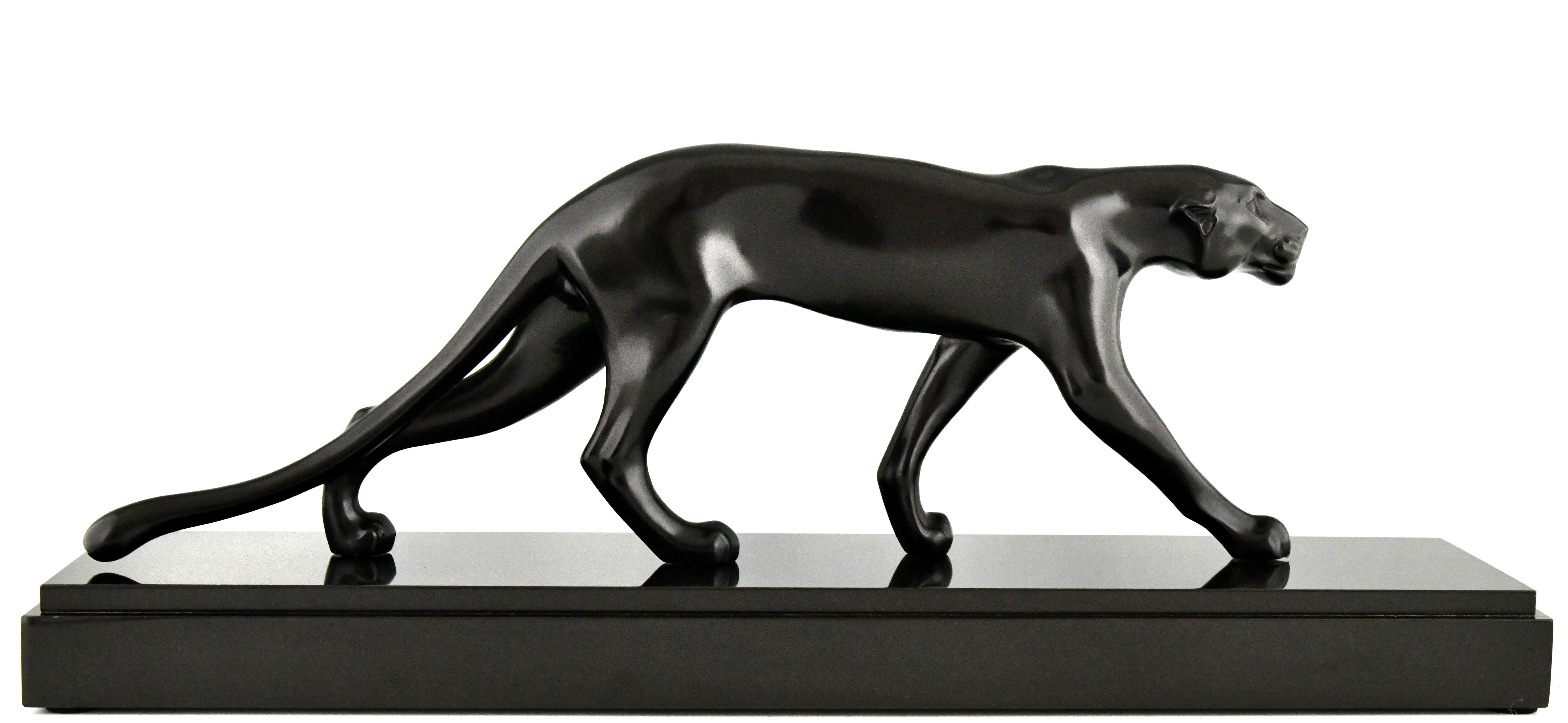 Metal Art Deco sculpture of a panther signed by M. Font France 1930 For Sale