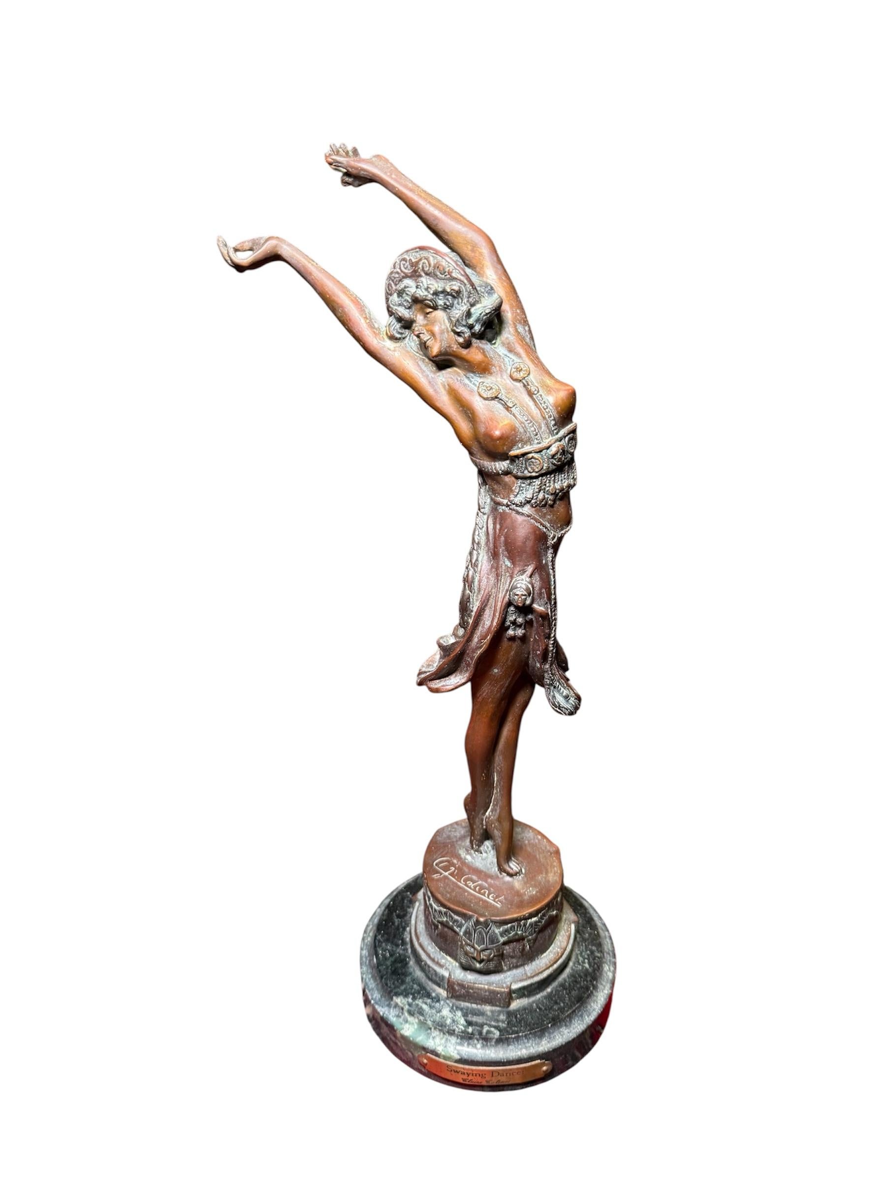 Sculpture Art Déco d'une danseuse déhanchée d'après Claire Collinet en vente 2