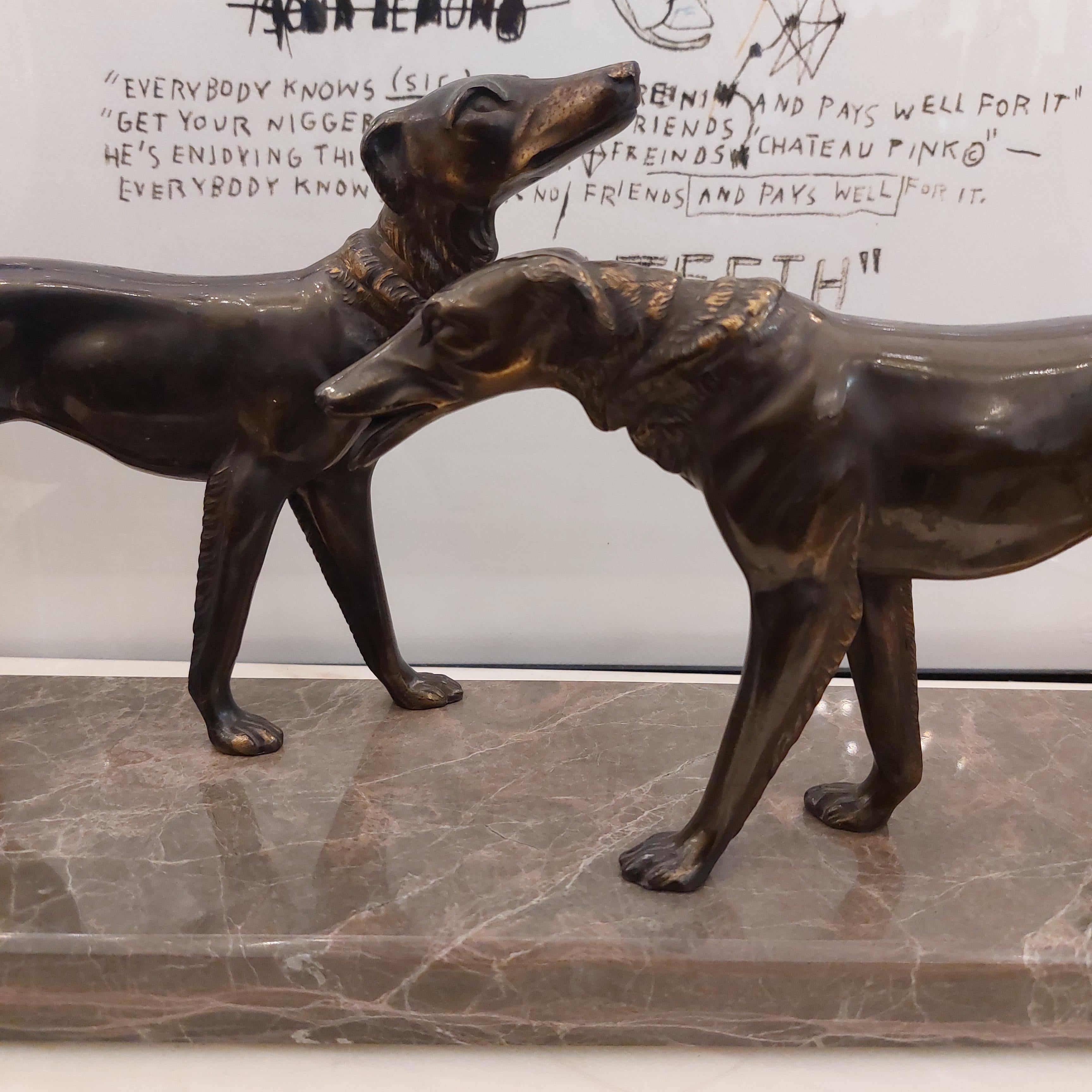 French Art Deco sculpture of two dogs in marble and patinated bronze, 1930's