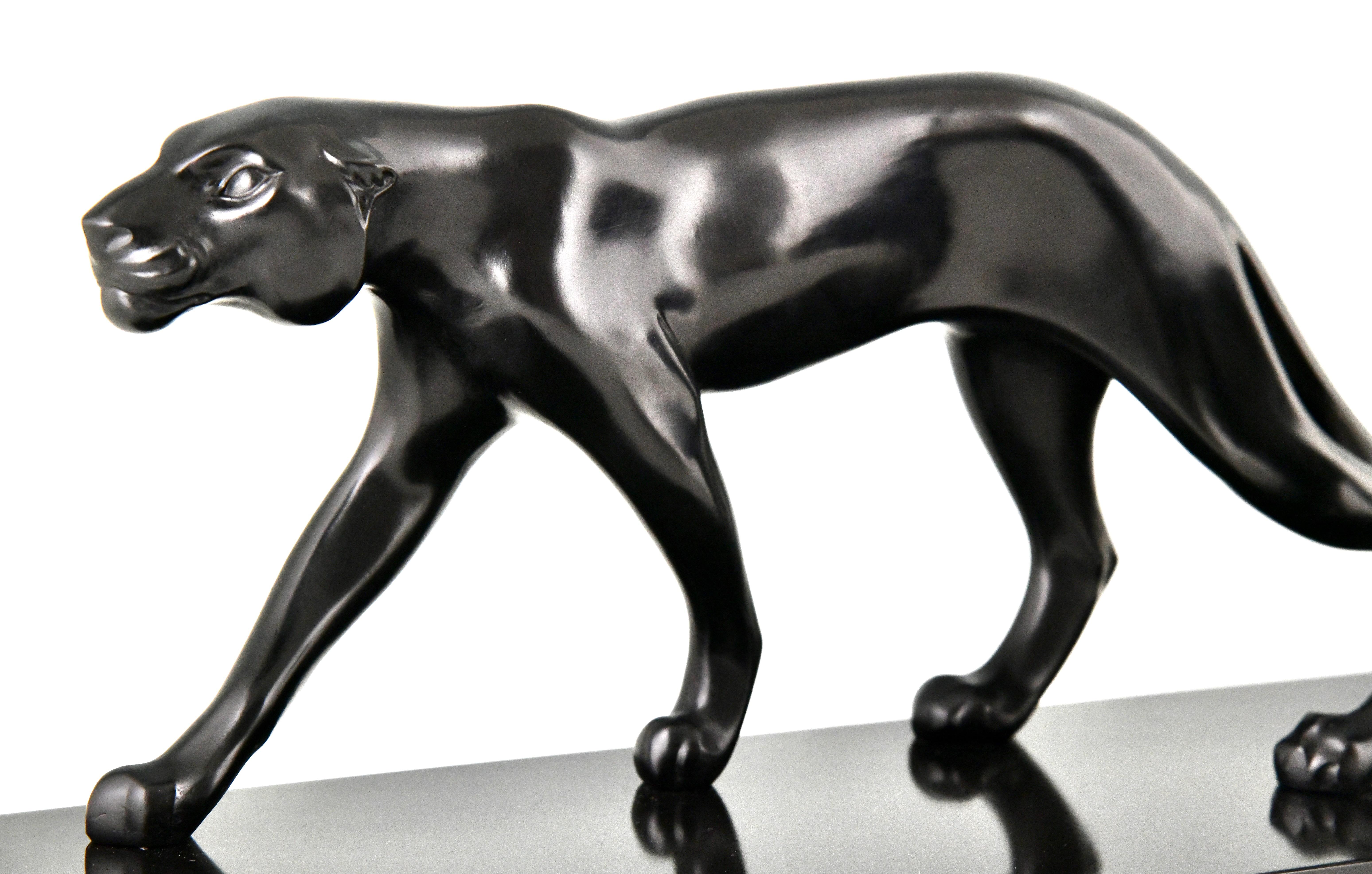 Art-Déco-Skulptur von zwei Panthern von M. Font, Frankreich 1930 im Angebot 2