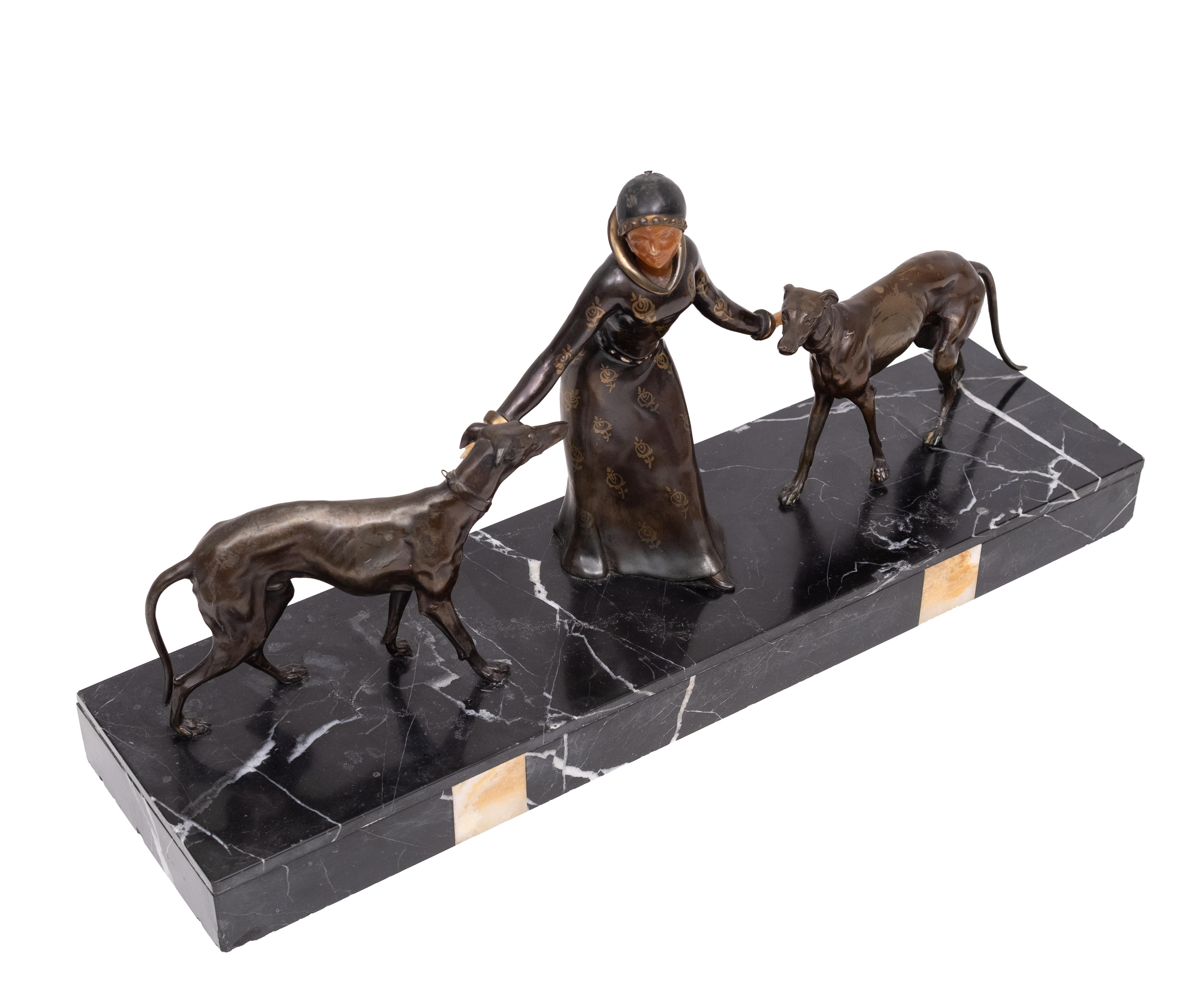 Art-Deco-Skulptur einer Frau mit Borzois 1920/30er Jahre Frankreich im Angebot 7