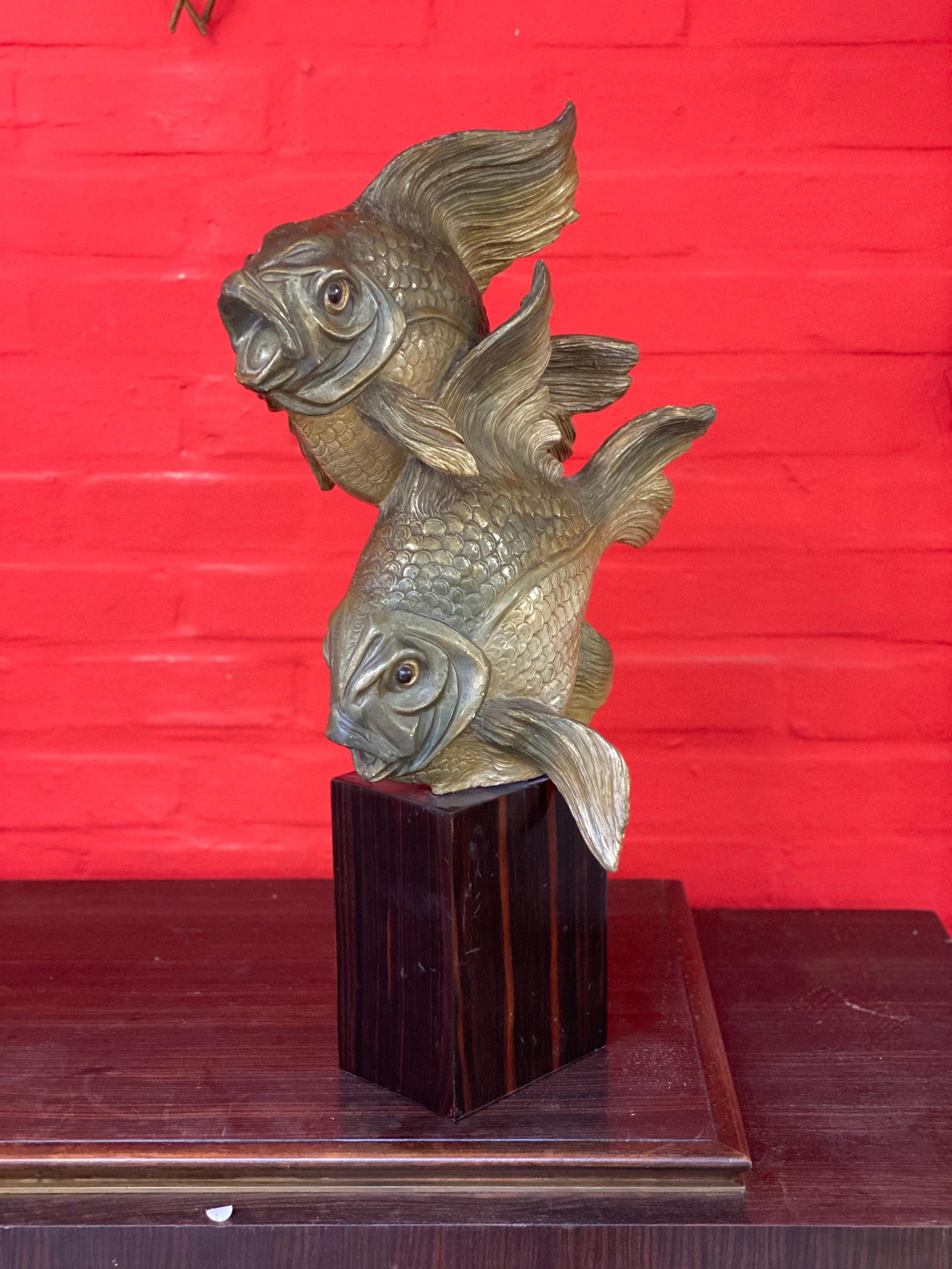 Art Deco Sculpture, Representing 2 Terracotta Fish on a Macassar Base circa 1930 For Sale 6