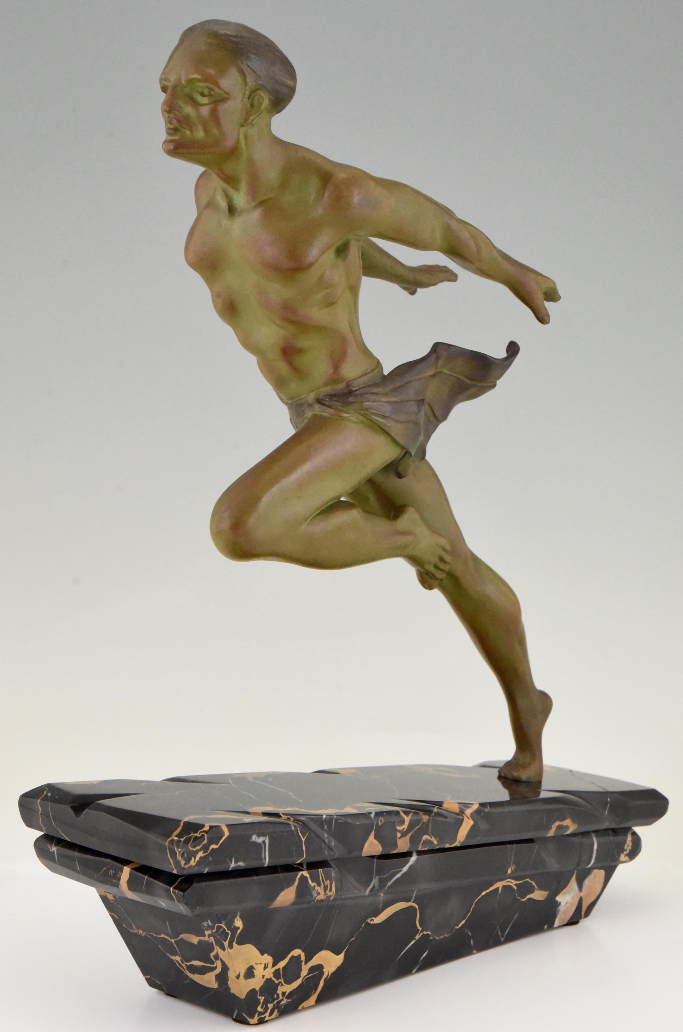 Patinated Art Deco Sculpture Running Man or Athlète L. Valderi, France, 1930