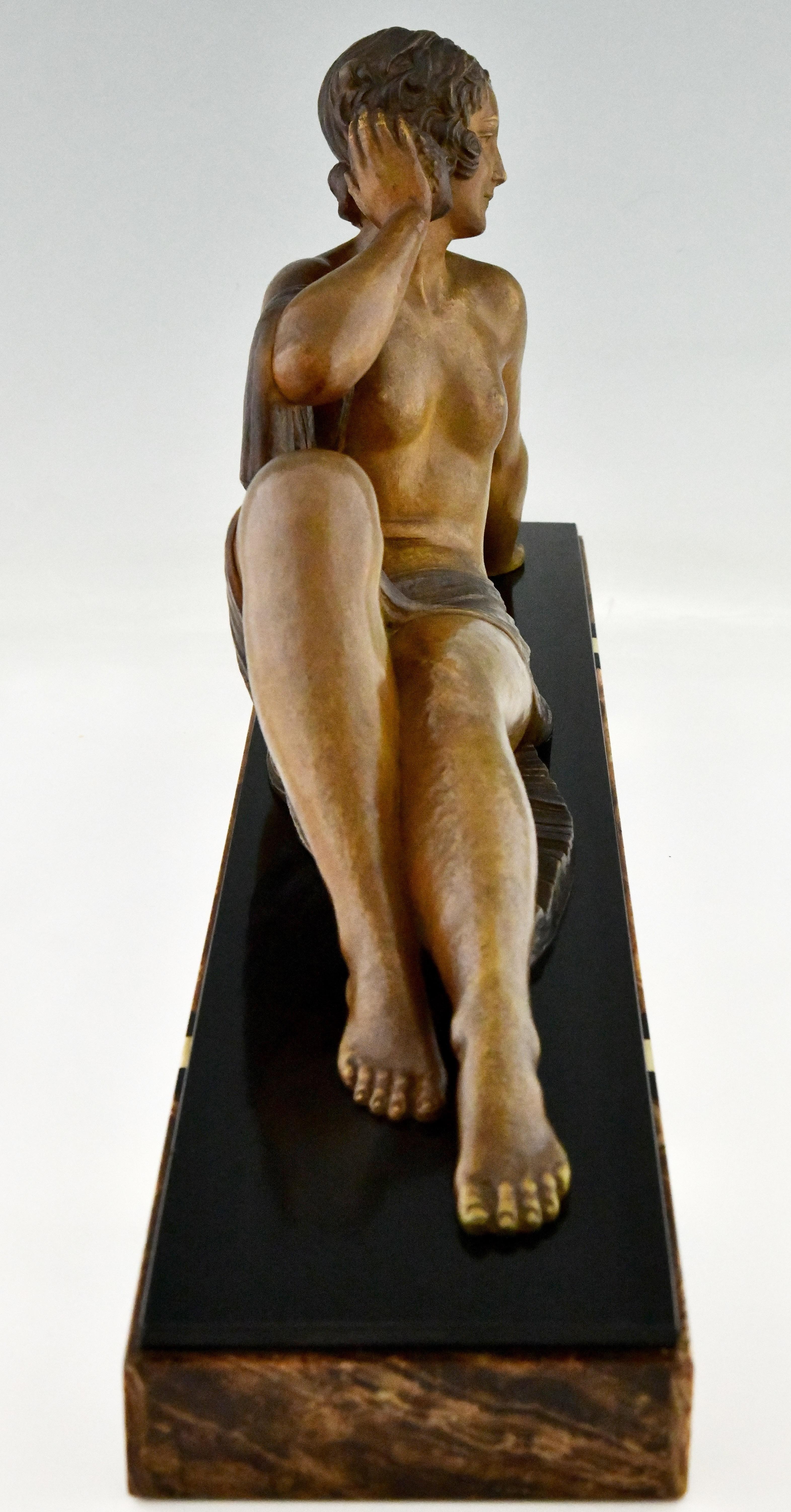 Art Deco Sculpture Seated Nude with Shell by D.H. Chiparus the Echo 1930 In Good Condition In Antwerp, BE