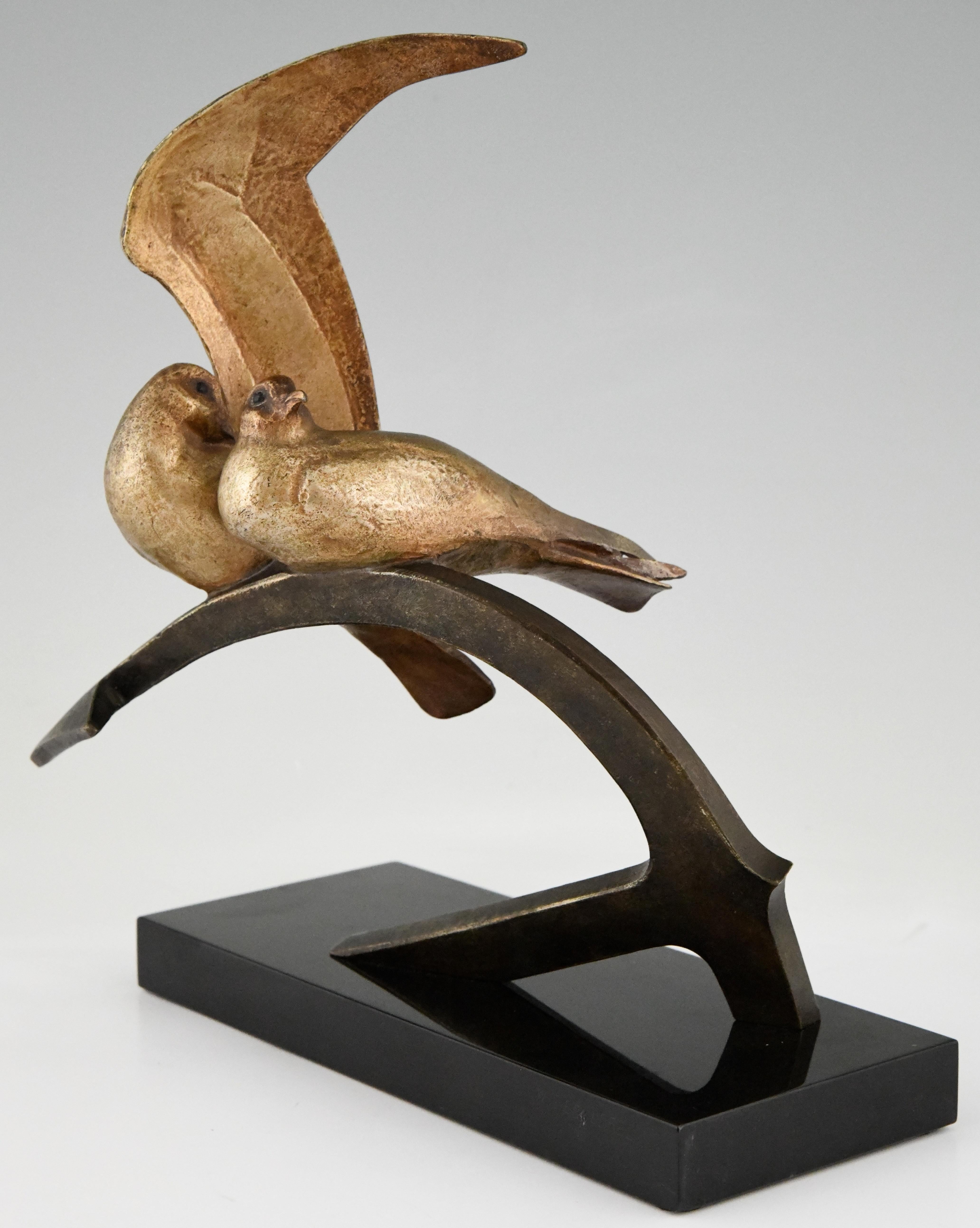 French Art Deco sculpture two birds on an anchor by André Vincent Becquerel, 1930 For Sale