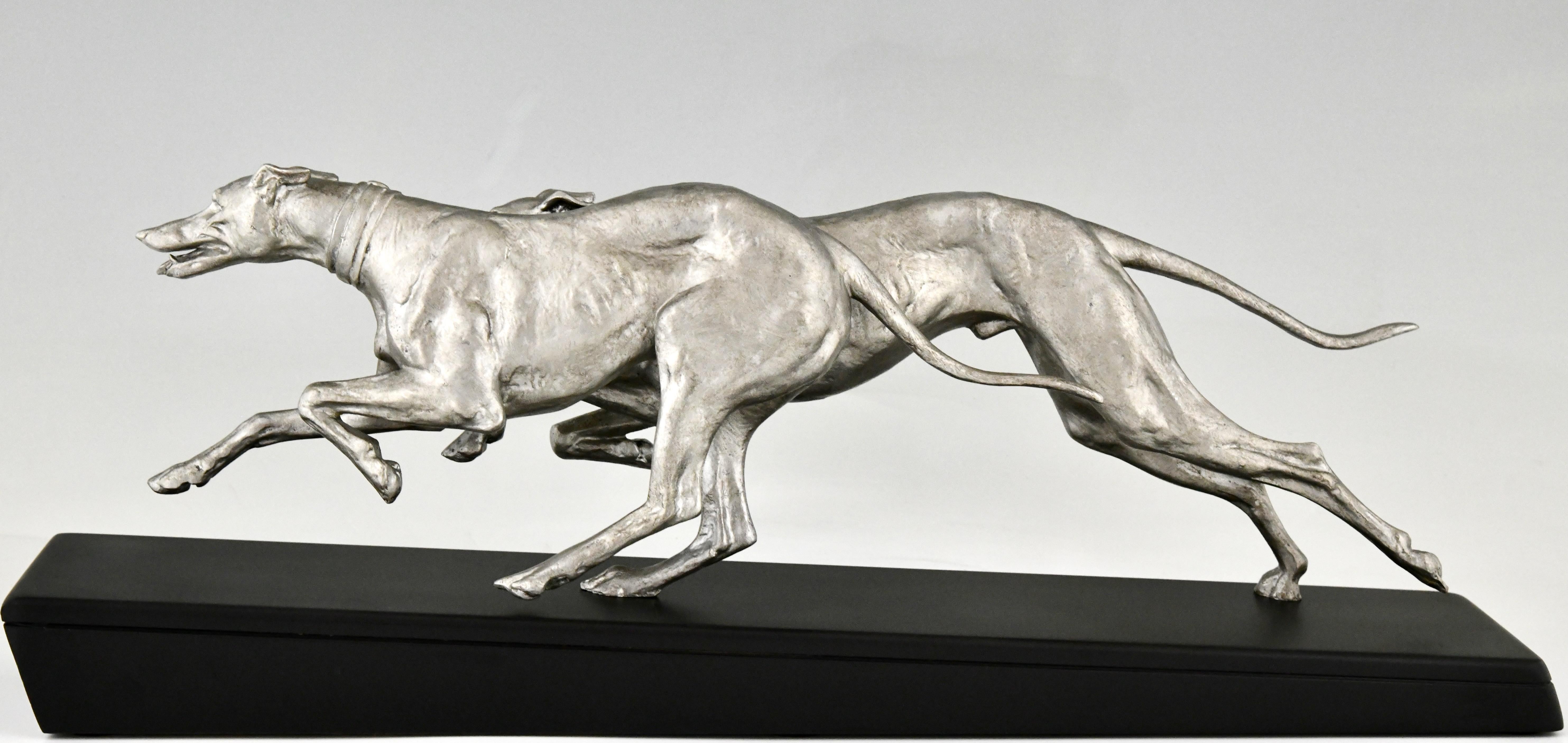 Mid-20th Century Art Deco sculpture two greyhounds signed by Plagnet France 1930.  For Sale