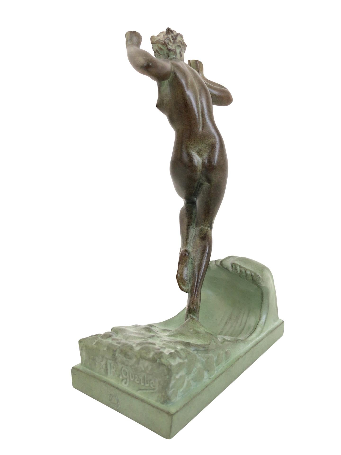 Patiné Sculpture Art Déco Vague de Raymonde Guerbe par l'Atelier Max Le Verrier en vente