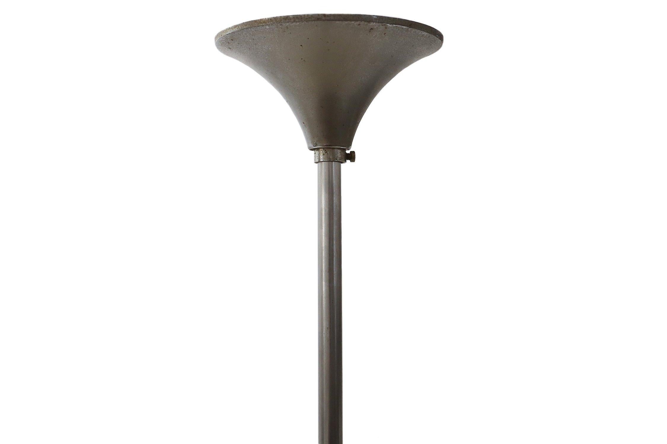 Art Deco sculptured glass pendant lamp, France 1930s For Sale 5