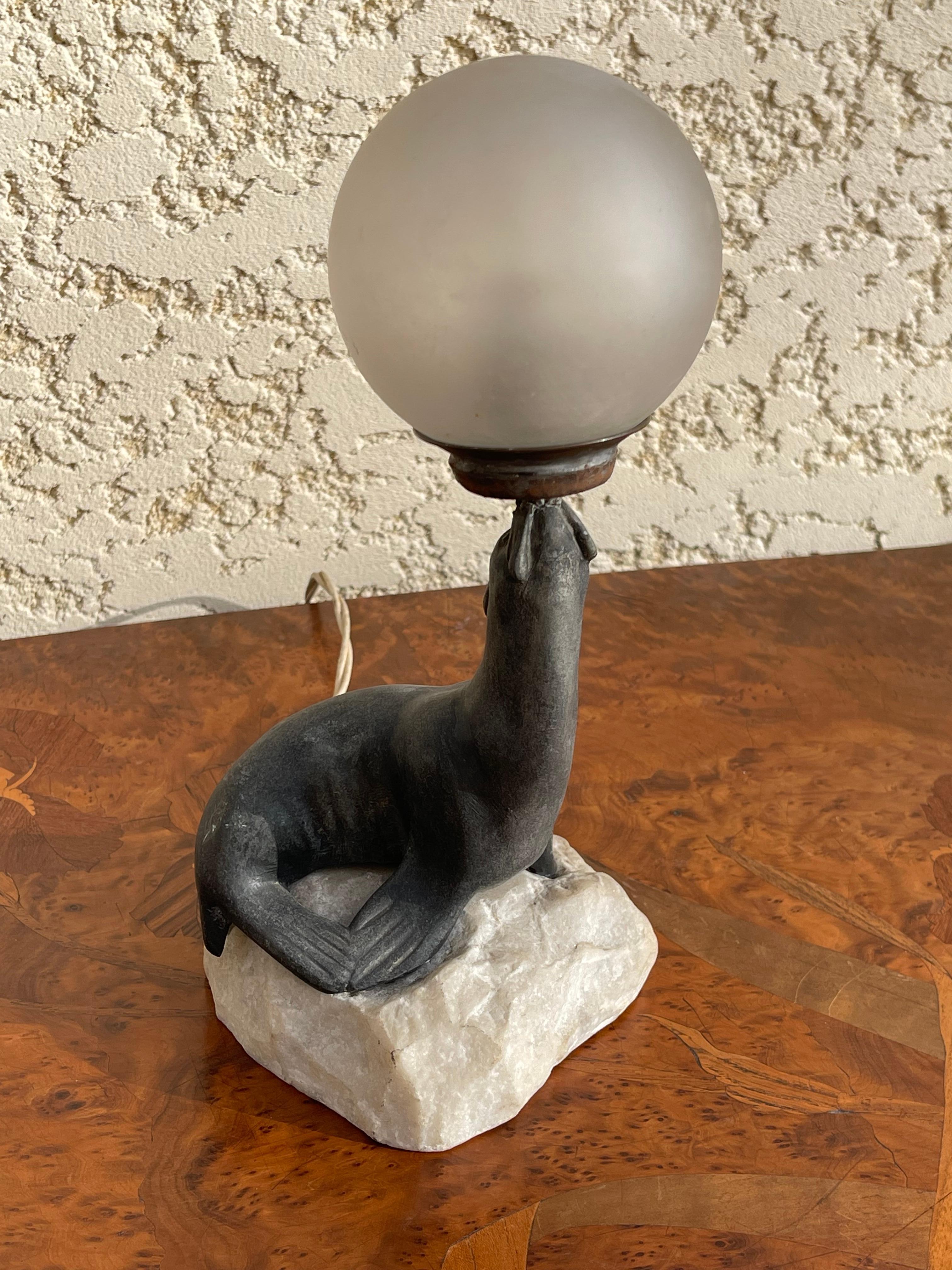 Art Deco “sea Lion” Lamp  In Good Condition For Sale In Beaune, FR