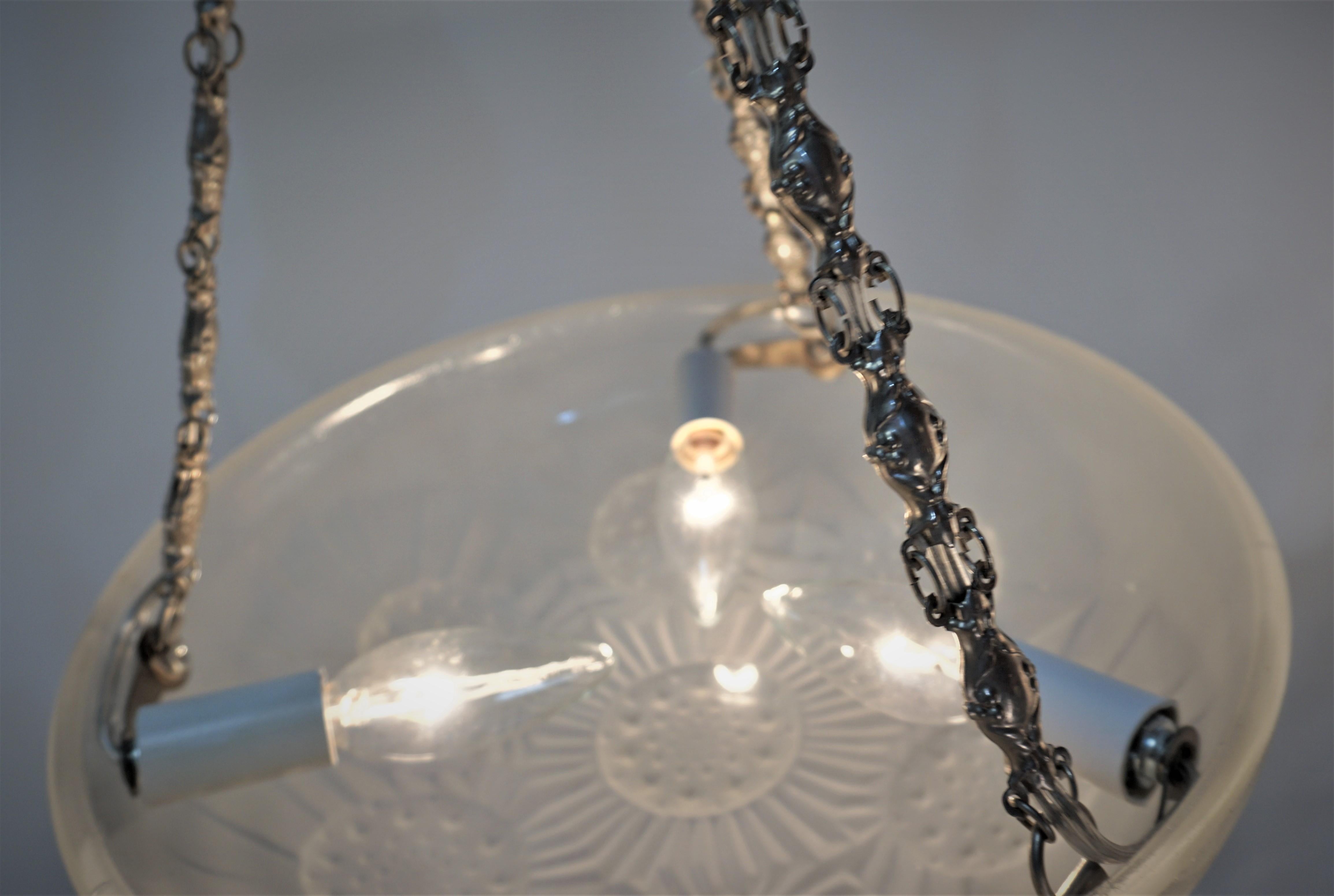 Art-Déco-Kronleuchter aus Glas mit Seeigel-Design von Noverdy (Französisch) im Angebot